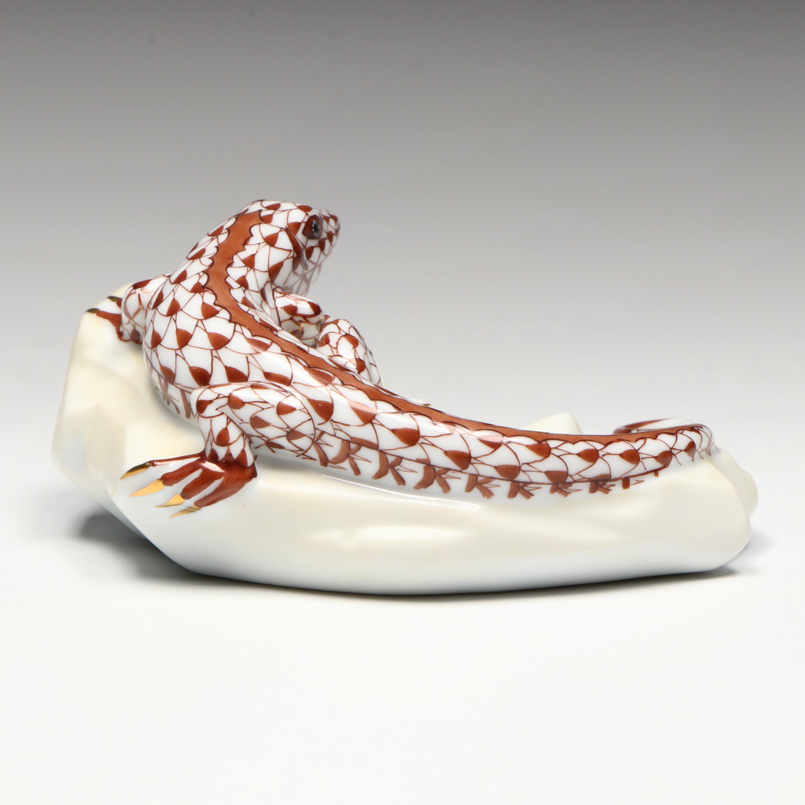 Herend Chocolate Fishnet with Gold "Lizard" Porcelain Figurine