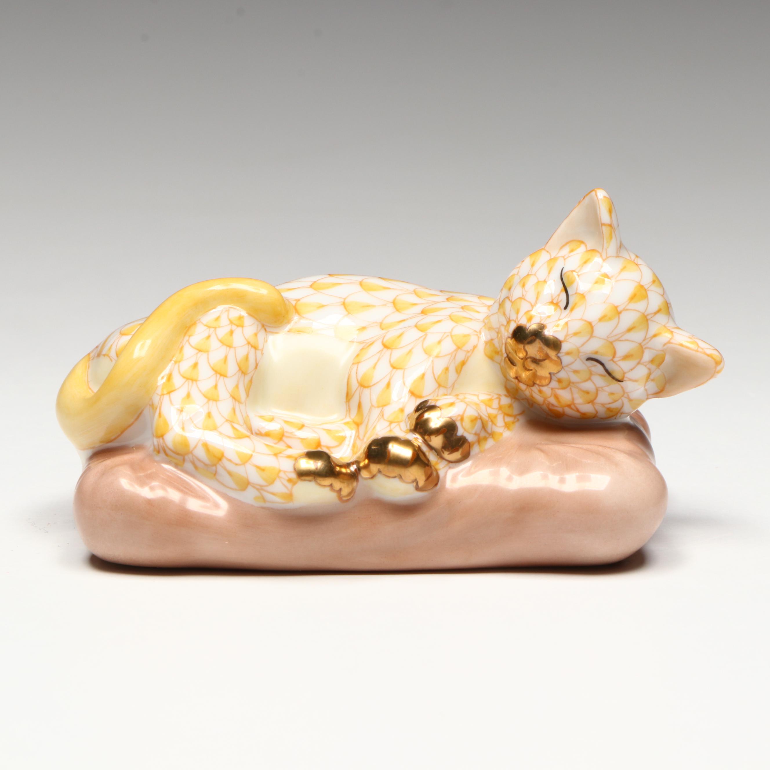 Herend Butterscotch Fishnet with Gold "Sweet Dreams" Porcelain Cat Figurine