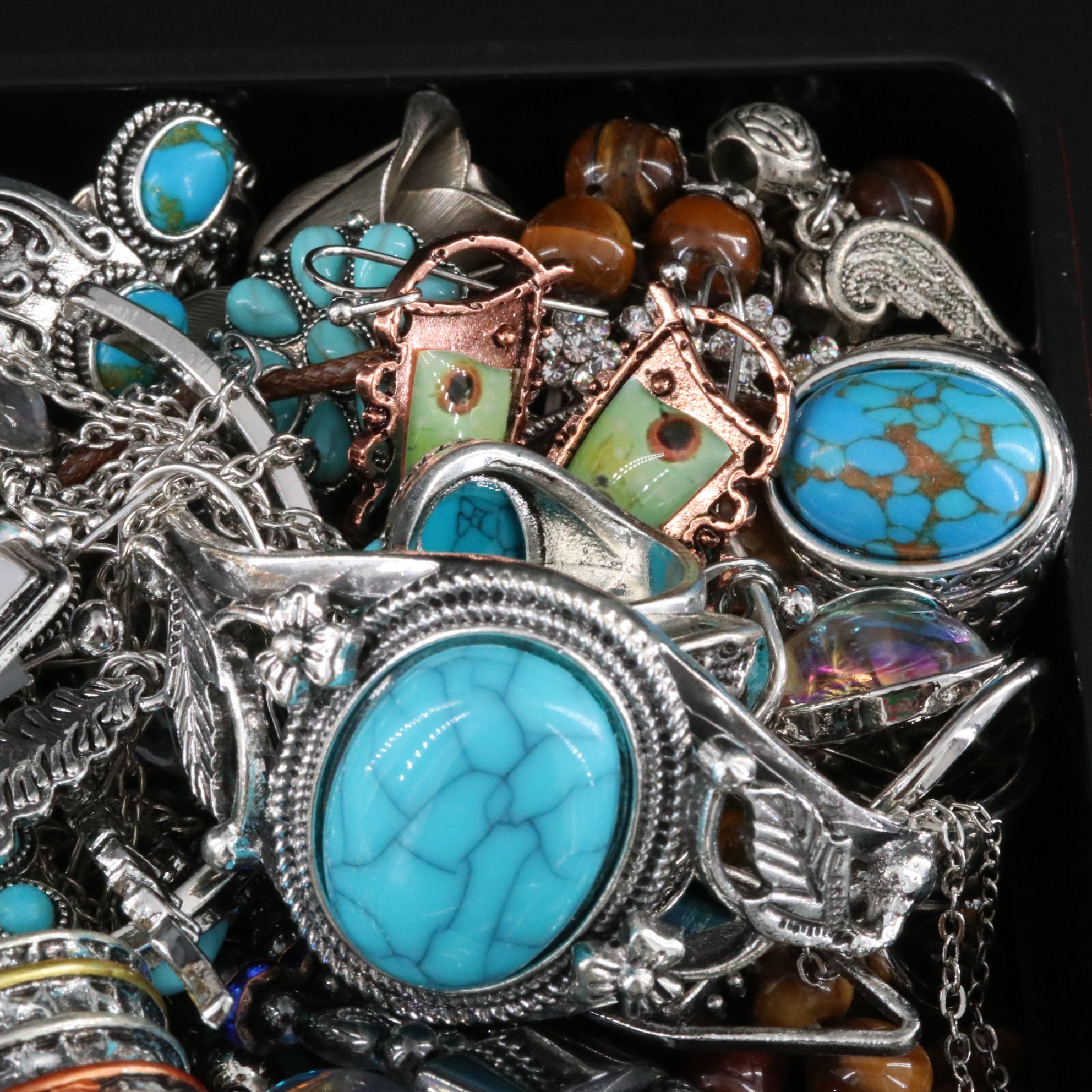 Uncommon Discoveries: Jewelry Collection