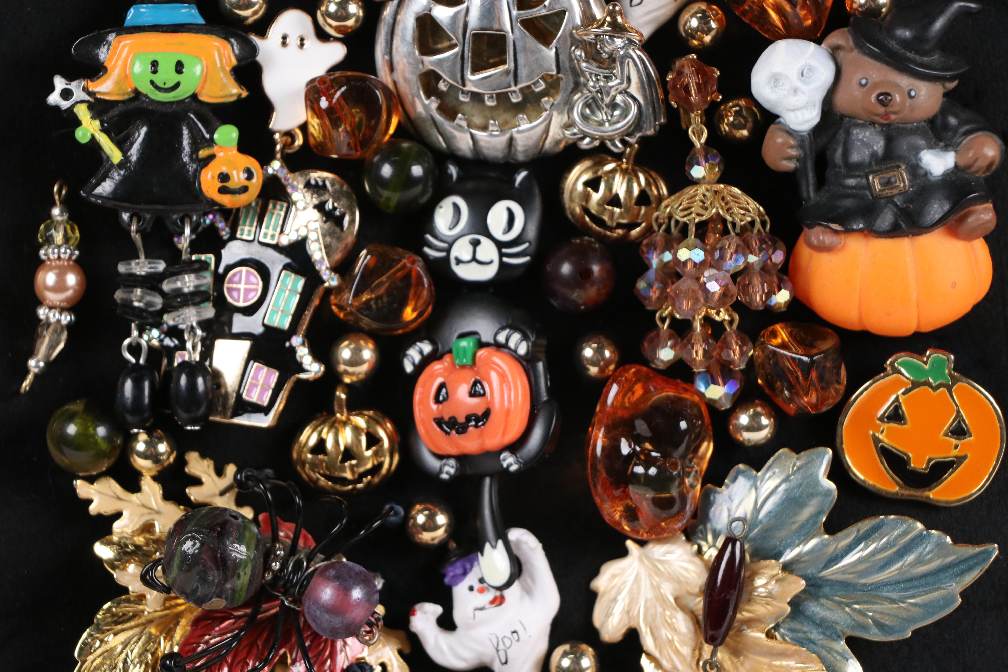 Karen Pagán Jewelry Art Halloween Collage, 2025