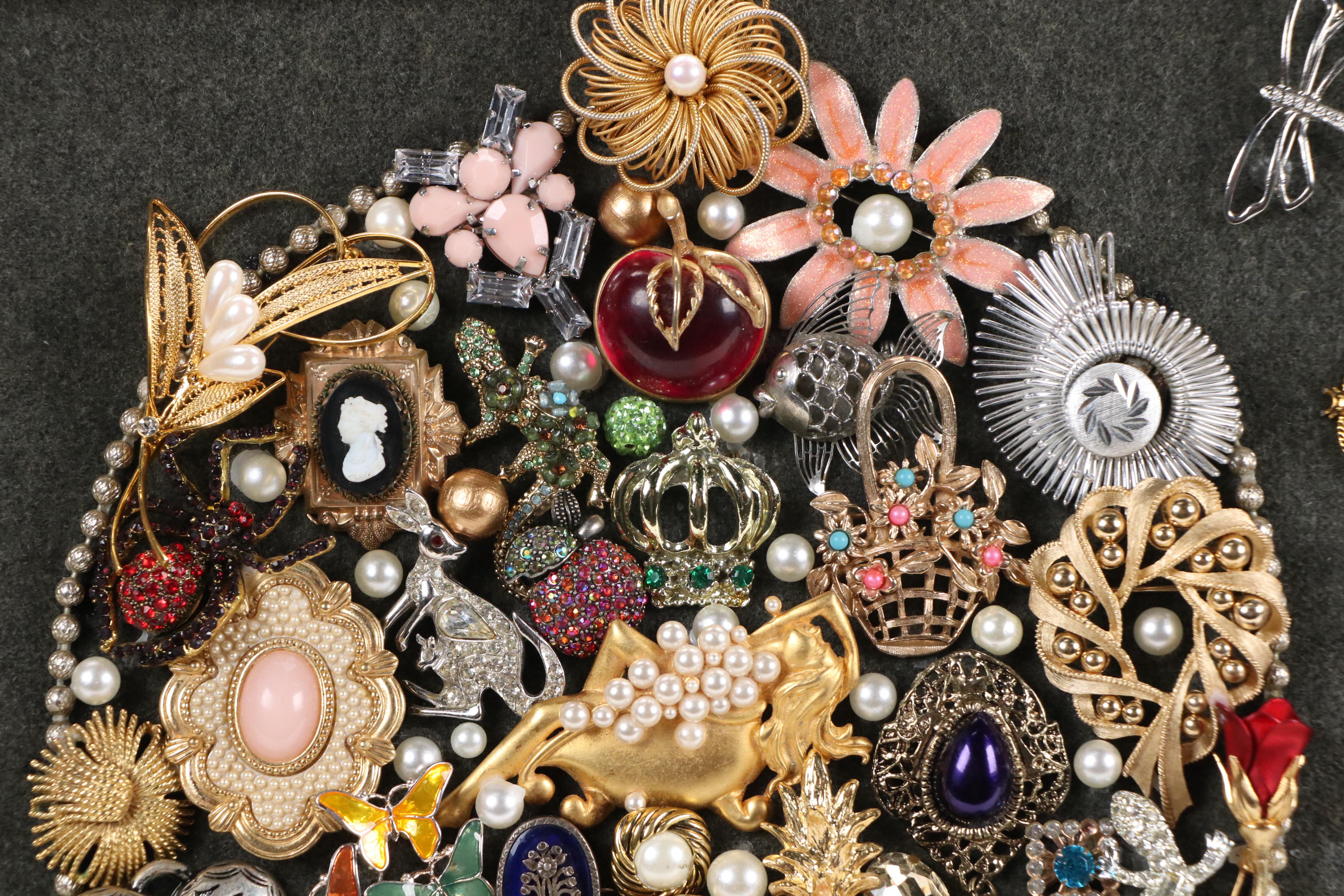 Karen Pagán Jewelry Art Collage of Tree, 2024