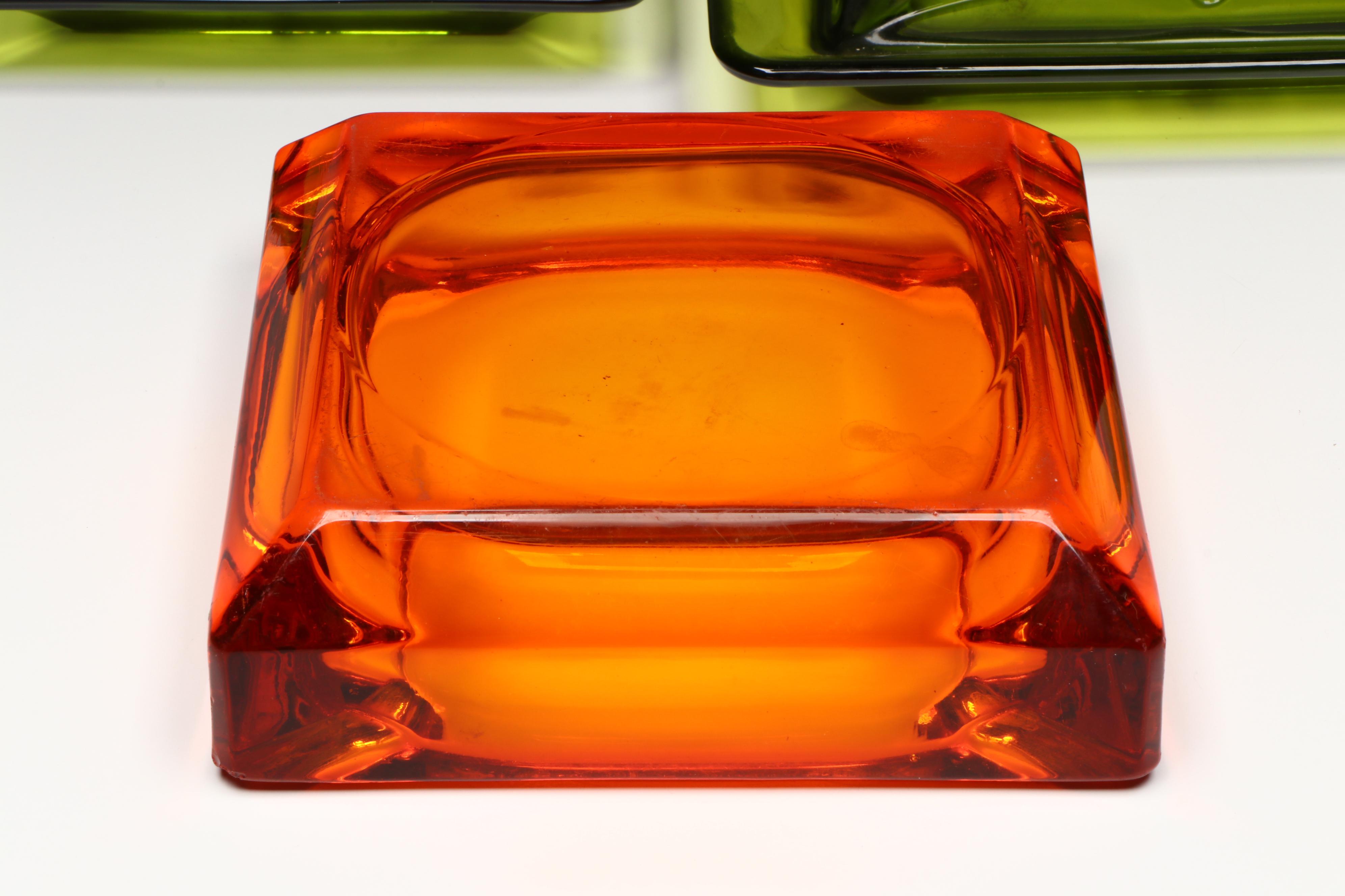 Viking Glass Persimmon and Avocado Green Square Ashtrays, Mid-20th Century