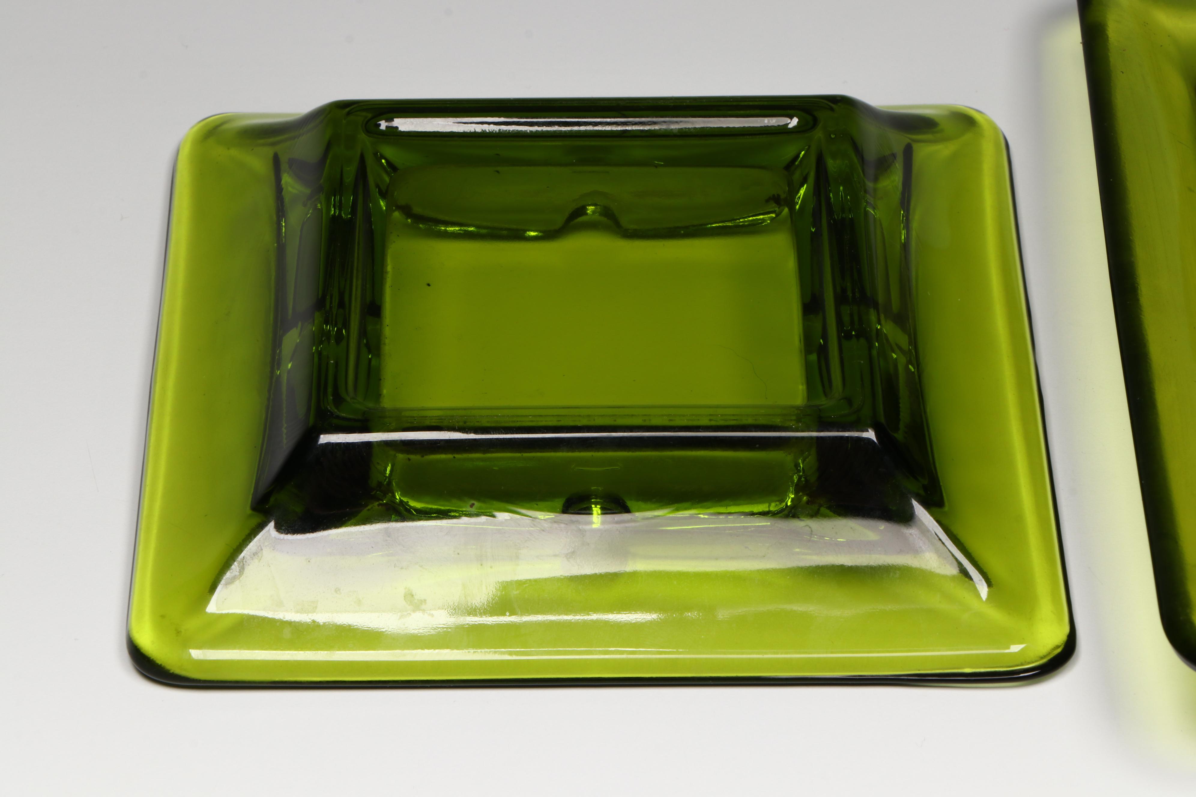 Viking Glass Persimmon and Avocado Green Square Ashtrays, Mid-20th Century
