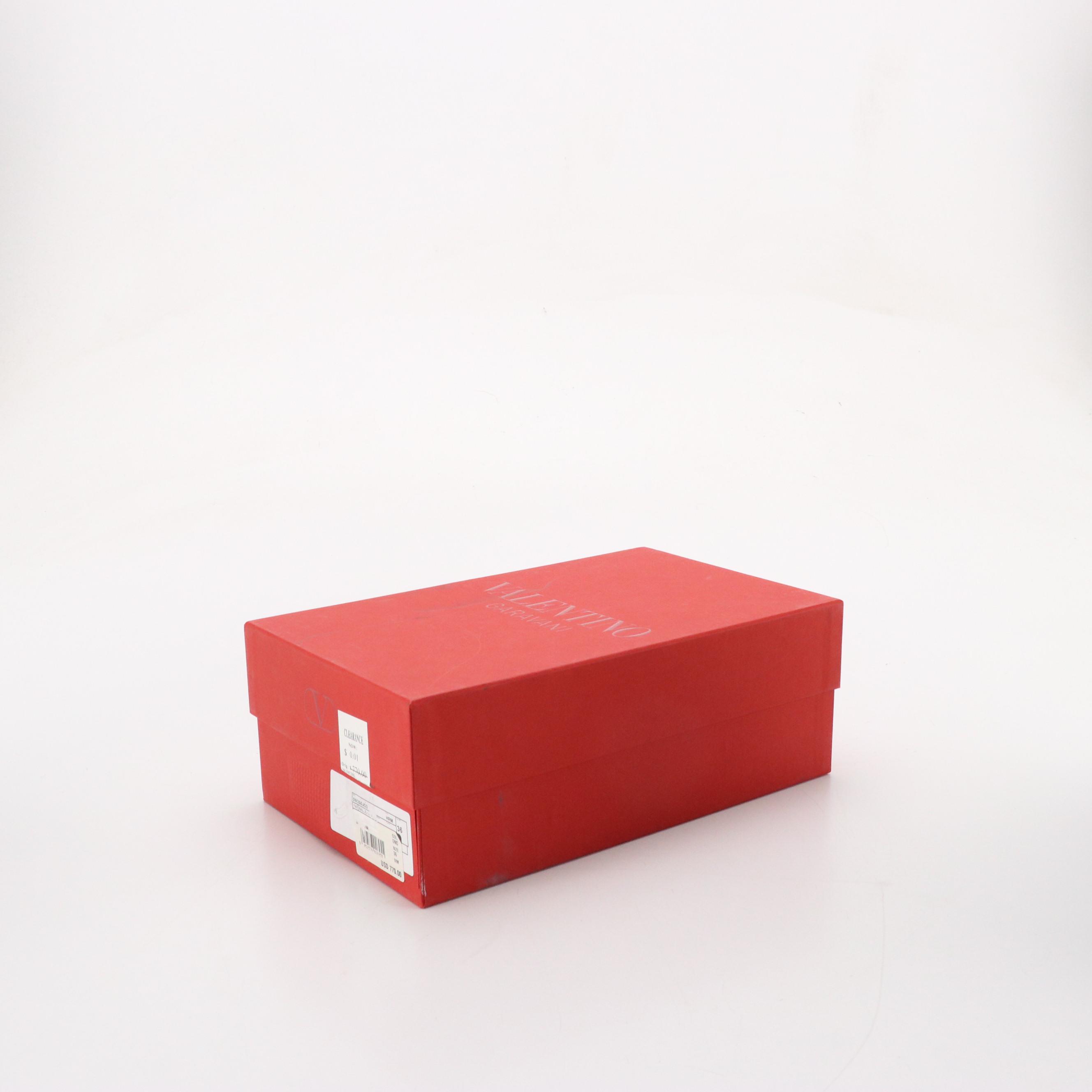 Valentino Garavani V-Logo Ballerina Flats in Crinkle Patent Leather with Box