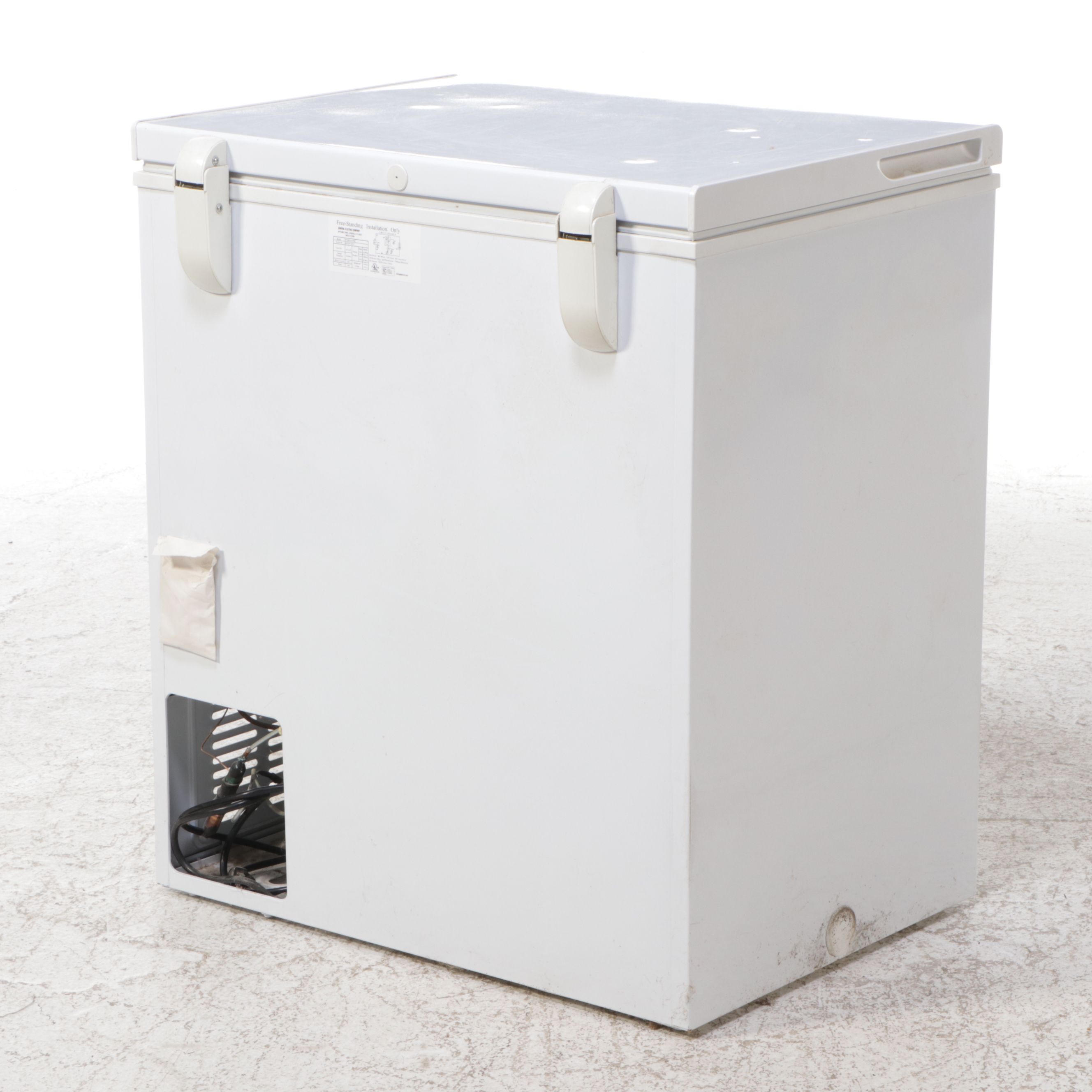 GE 5.0 Cu. Ft. White Chest Freezer