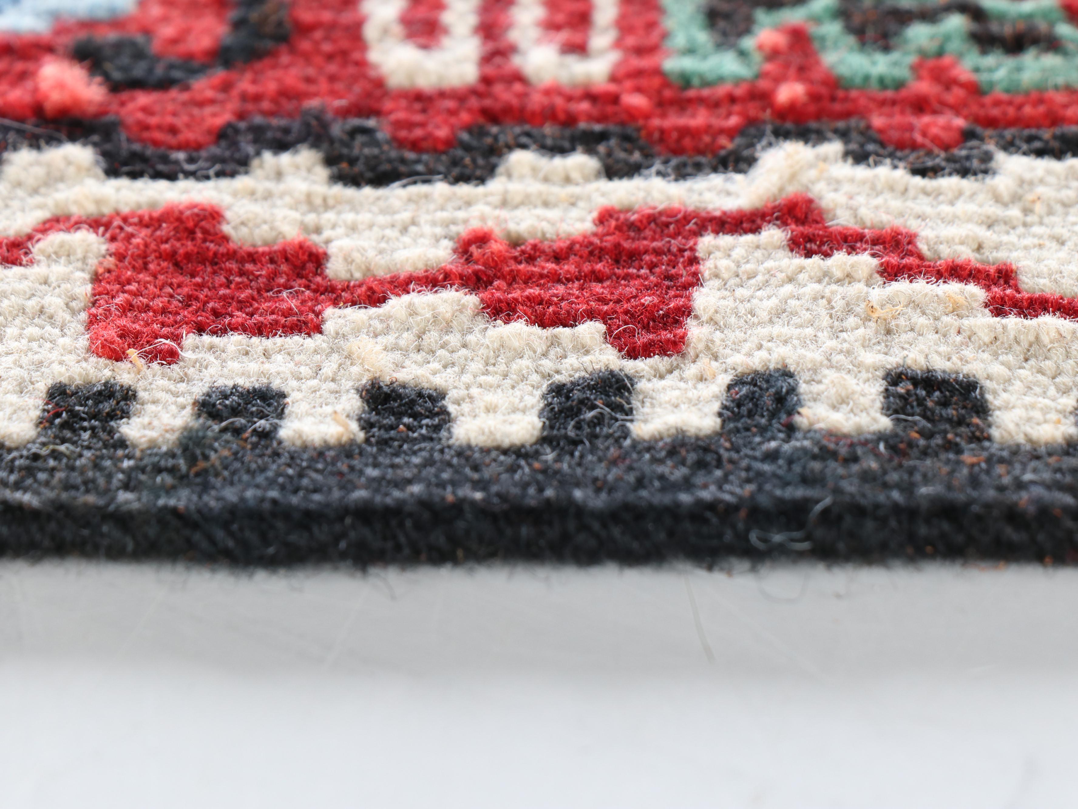 2' x 3'11 Hand-Knotted Southwestern Style Accent Rug