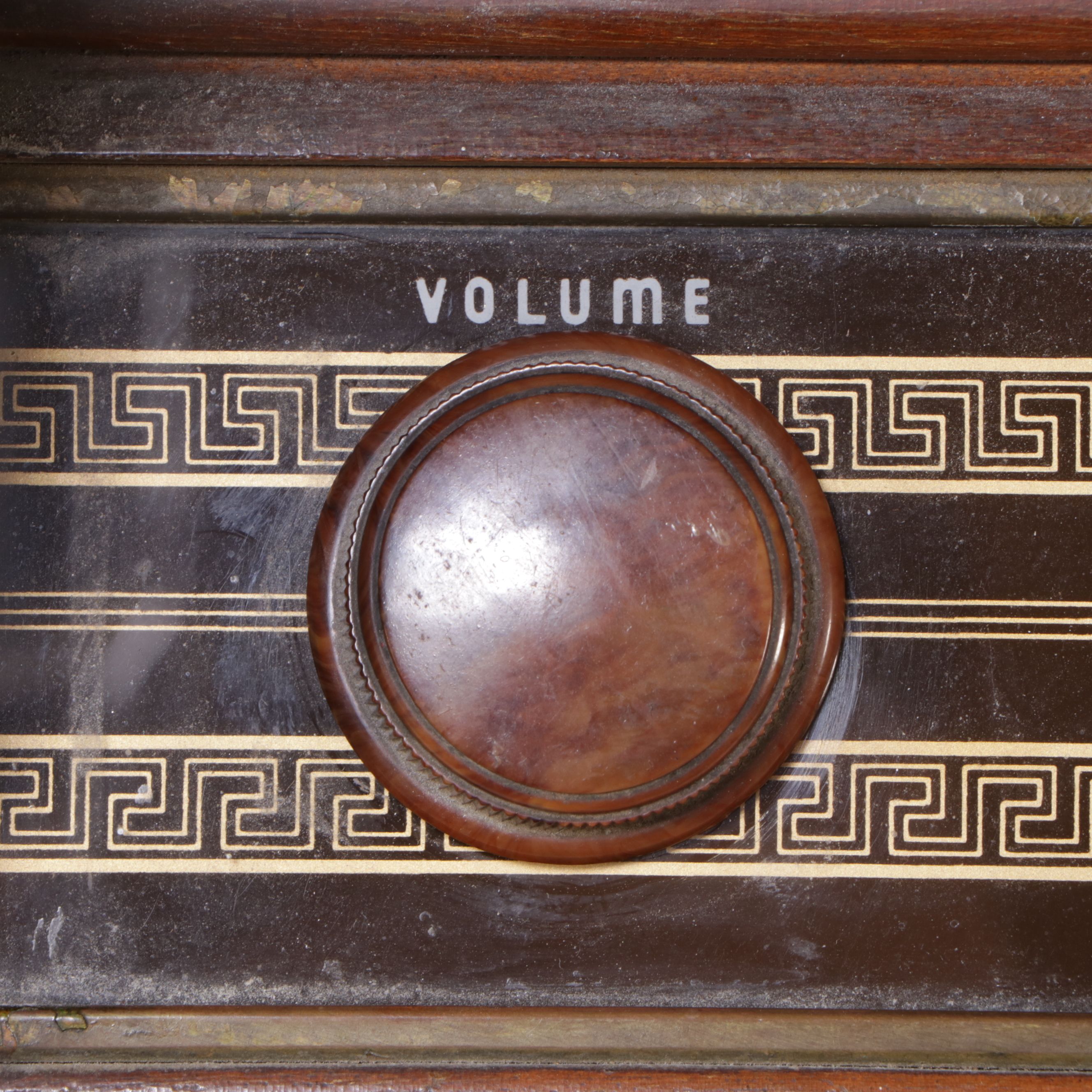 Westinghouse Console Burlwood and Bakelite Floor Model Radio