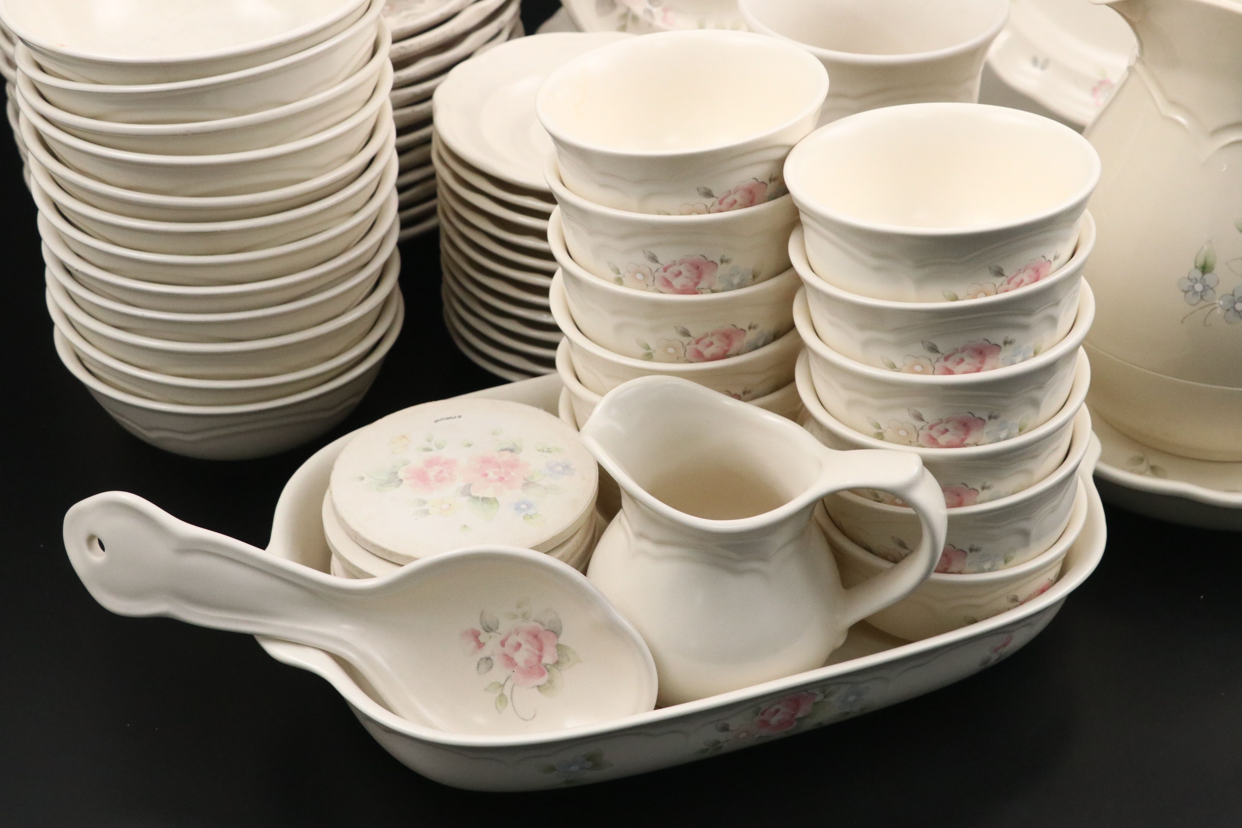 Pflatzgraff "Tea Rose" Ceramic, Glass, and Plastic Dinnerware with Fabric Cover