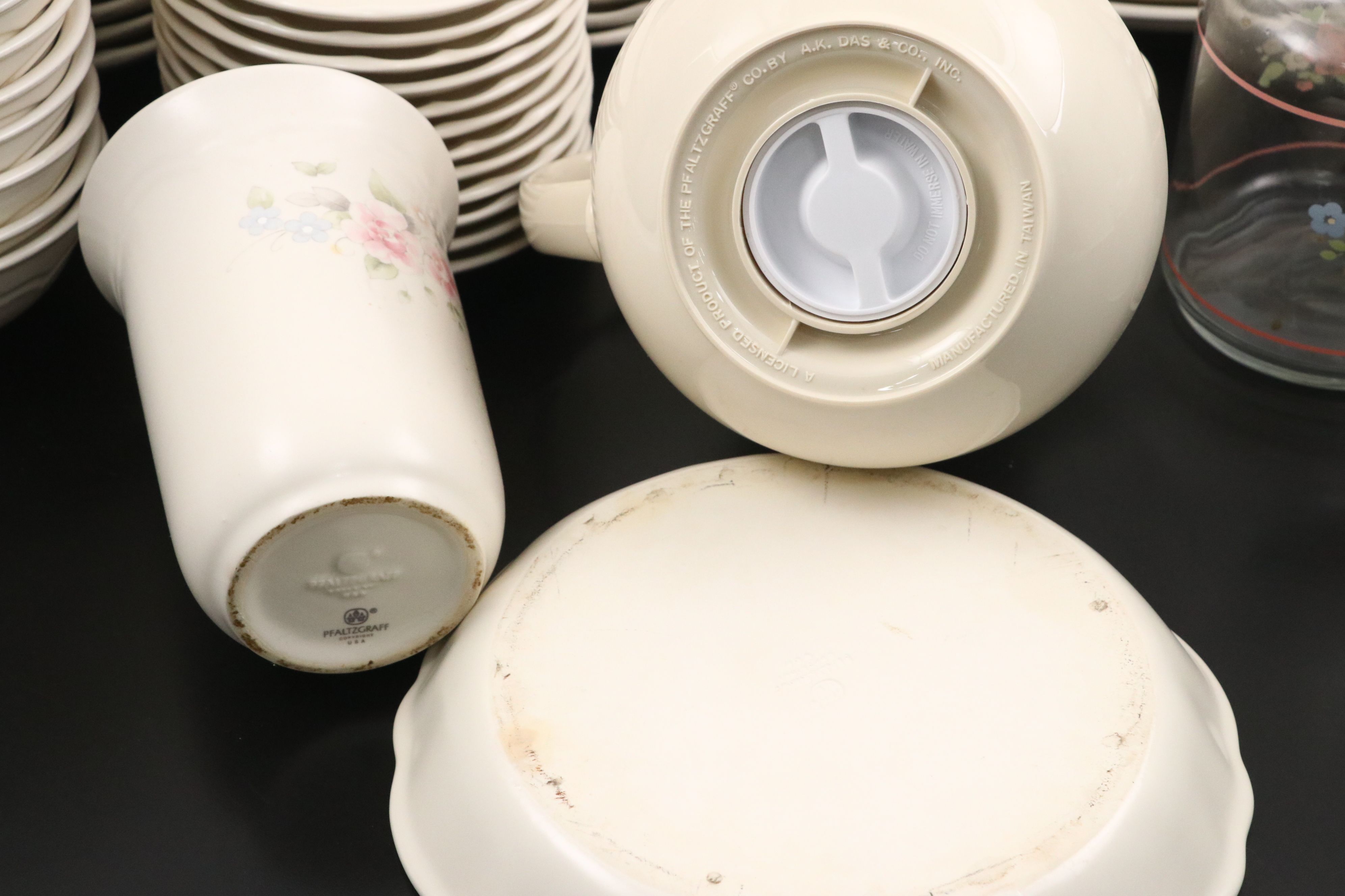 Pflatzgraff "Tea Rose" Ceramic, Glass, and Plastic Dinnerware with Fabric Cover