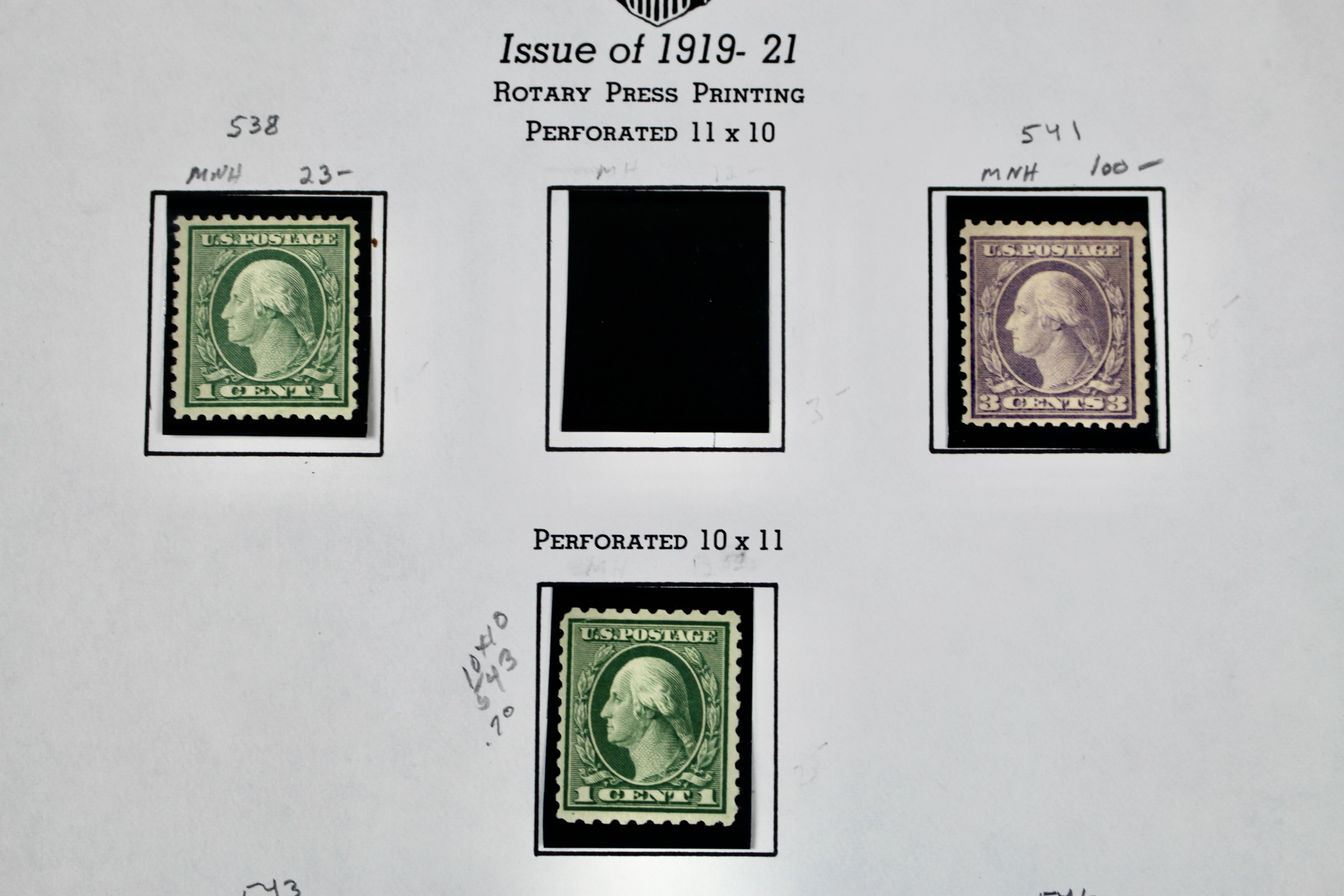 Twenty-Nine MNH Washington Franklin U.S. Postage Stamps, 1911 to 1921