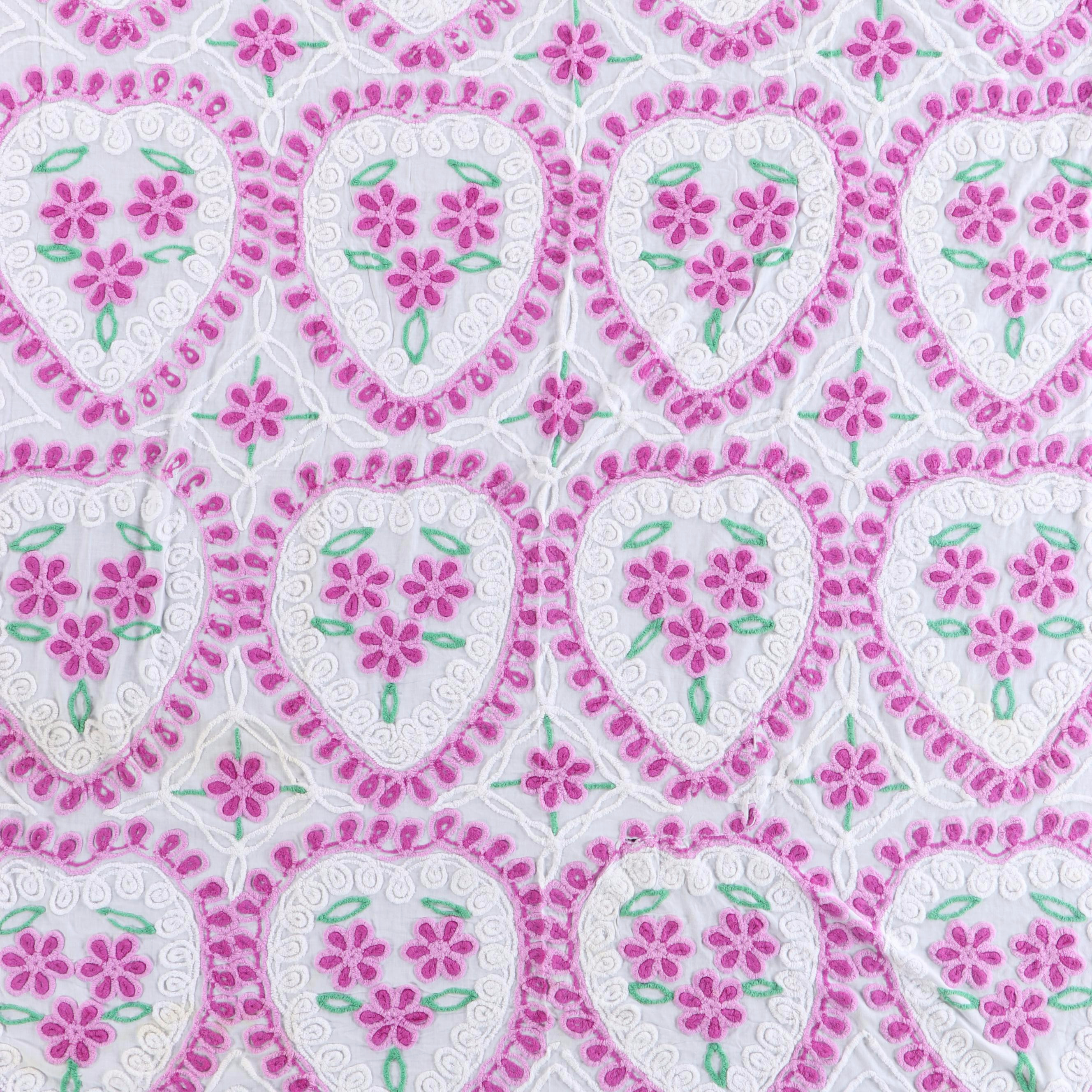 Floral Cotton Blankets with Lace Tablecloths and Cotton Placemats