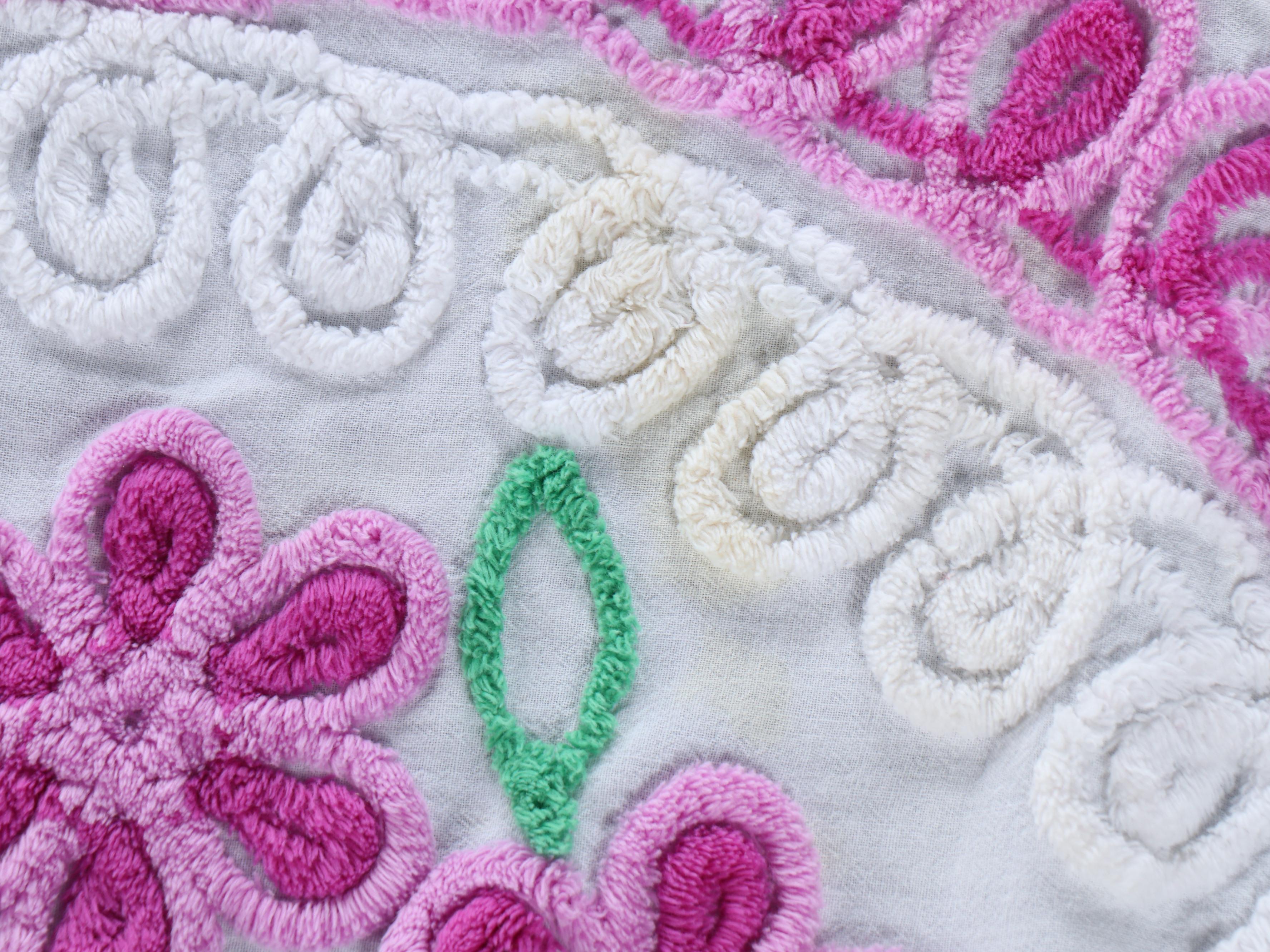 Floral Cotton Blankets with Lace Tablecloths and Cotton Placemats