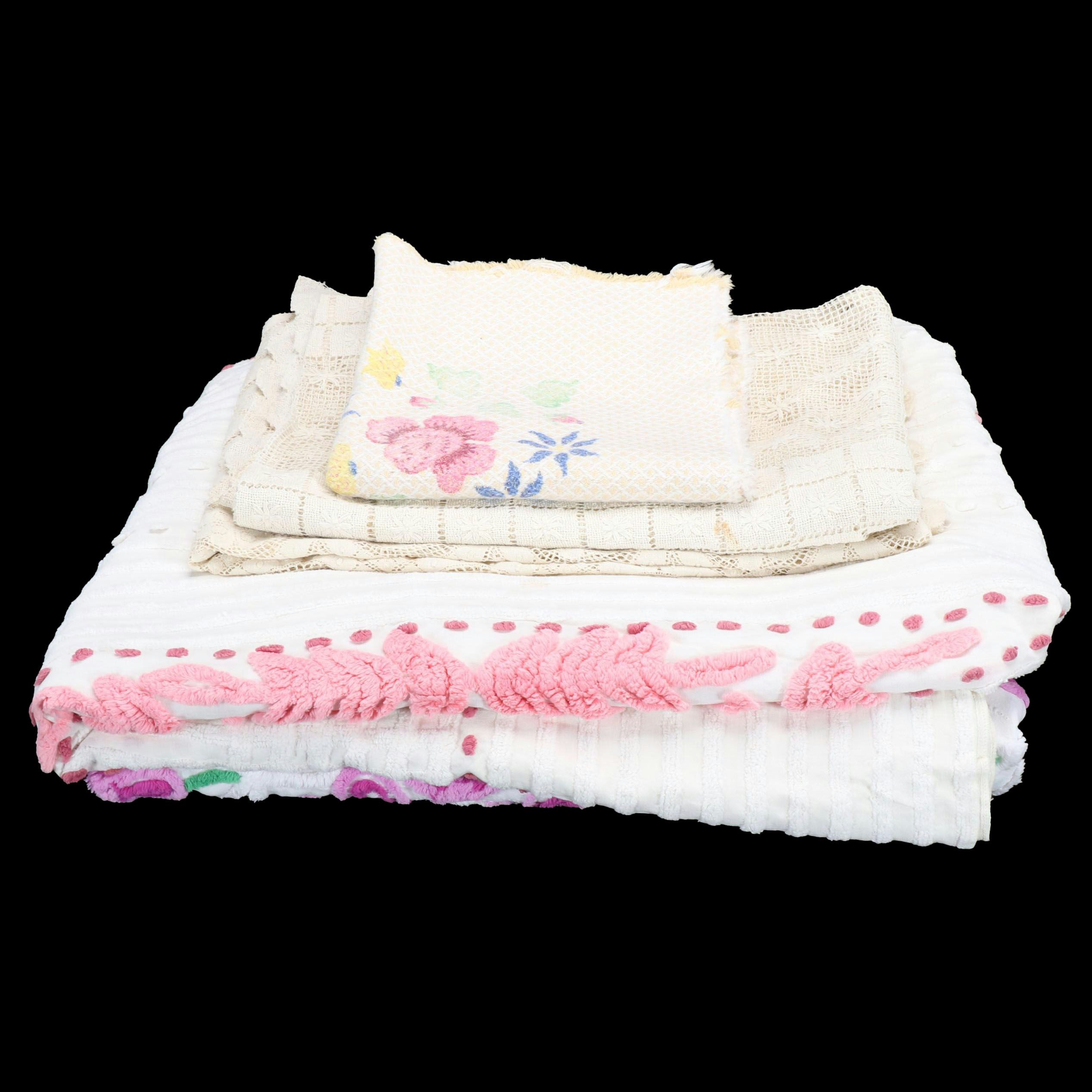 Floral Cotton Blankets with Lace Tablecloths and Cotton Placemats