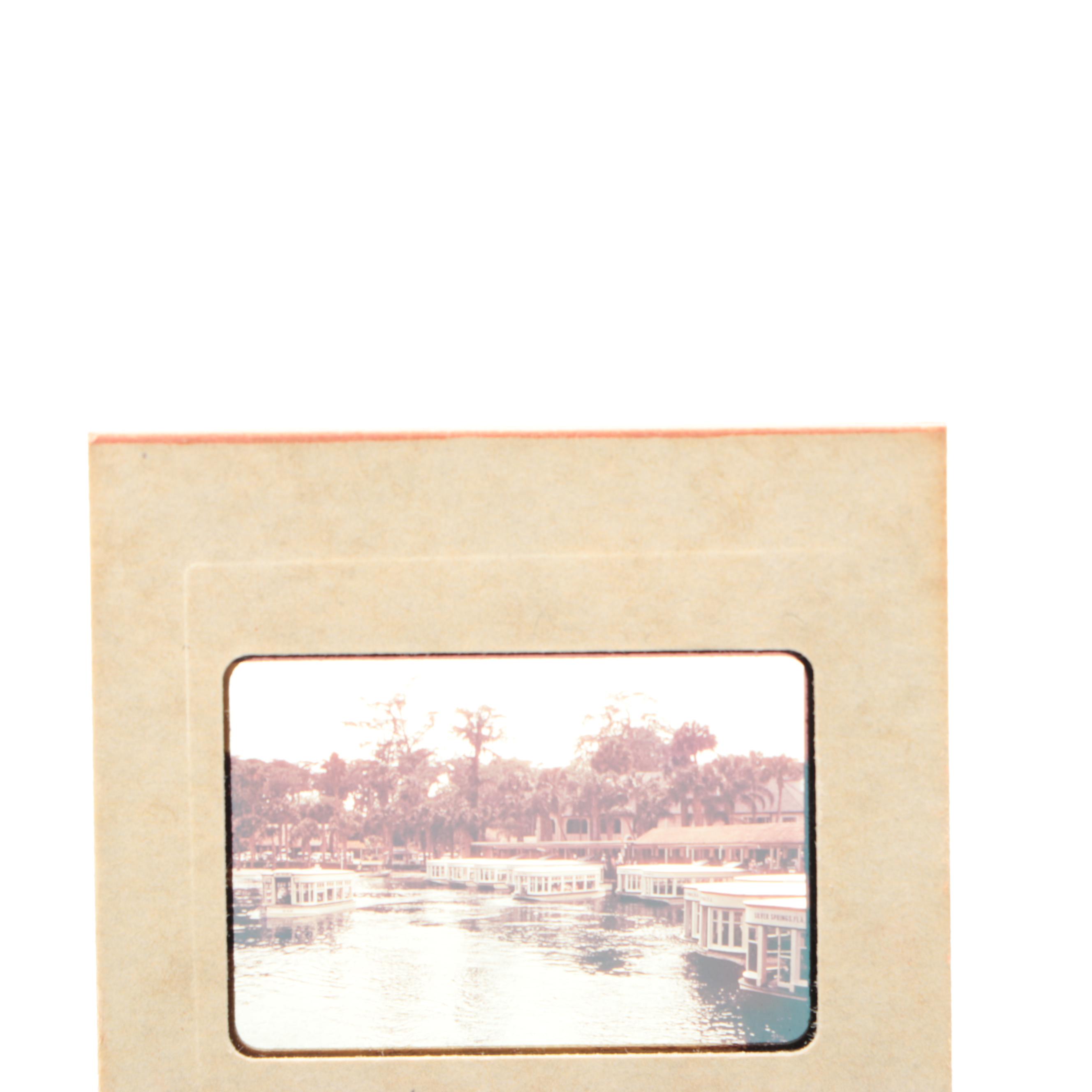 Argus 200 Slide Projector in Portable Case with Slides, 1950s