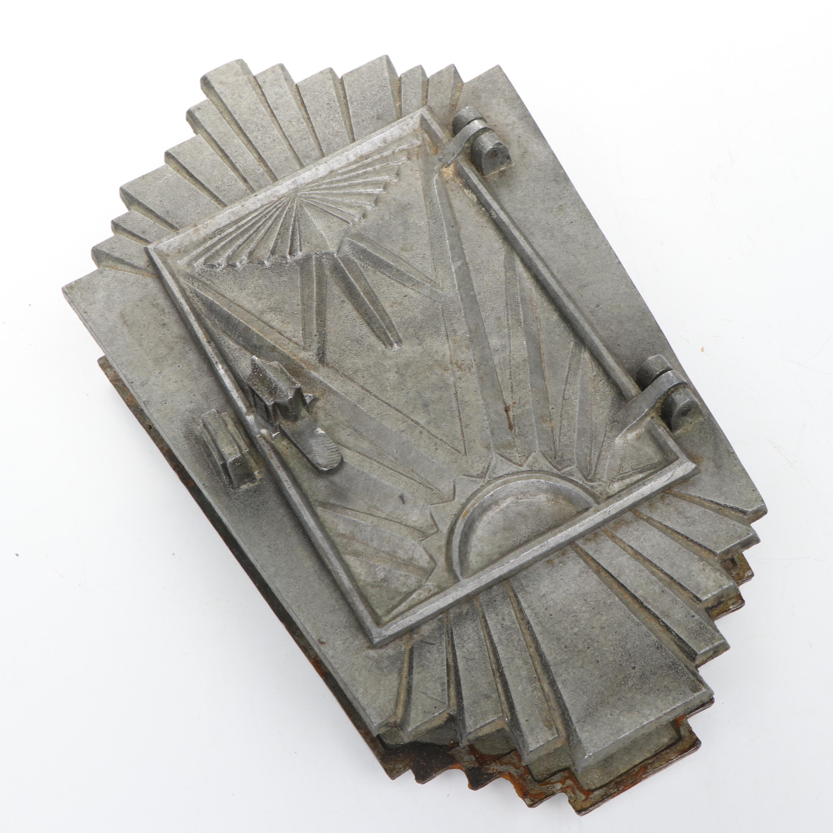 Dorgril Art Deco Cast Metal Door Peephole, 1930s