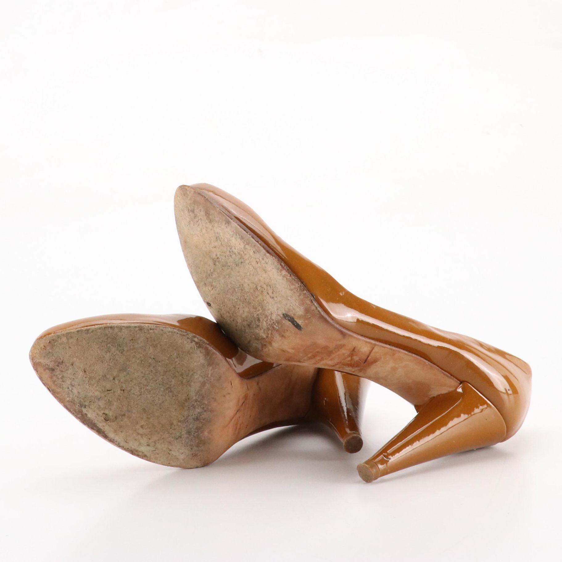 Marc Jacobs Caramel Patent Leather Pumps