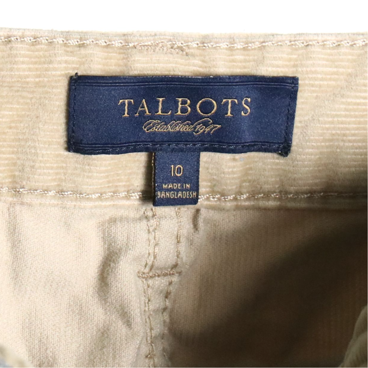 Animal Printed Fall Capsule Wardrobe with Cashmere Sweaters, Wool Skirt & More