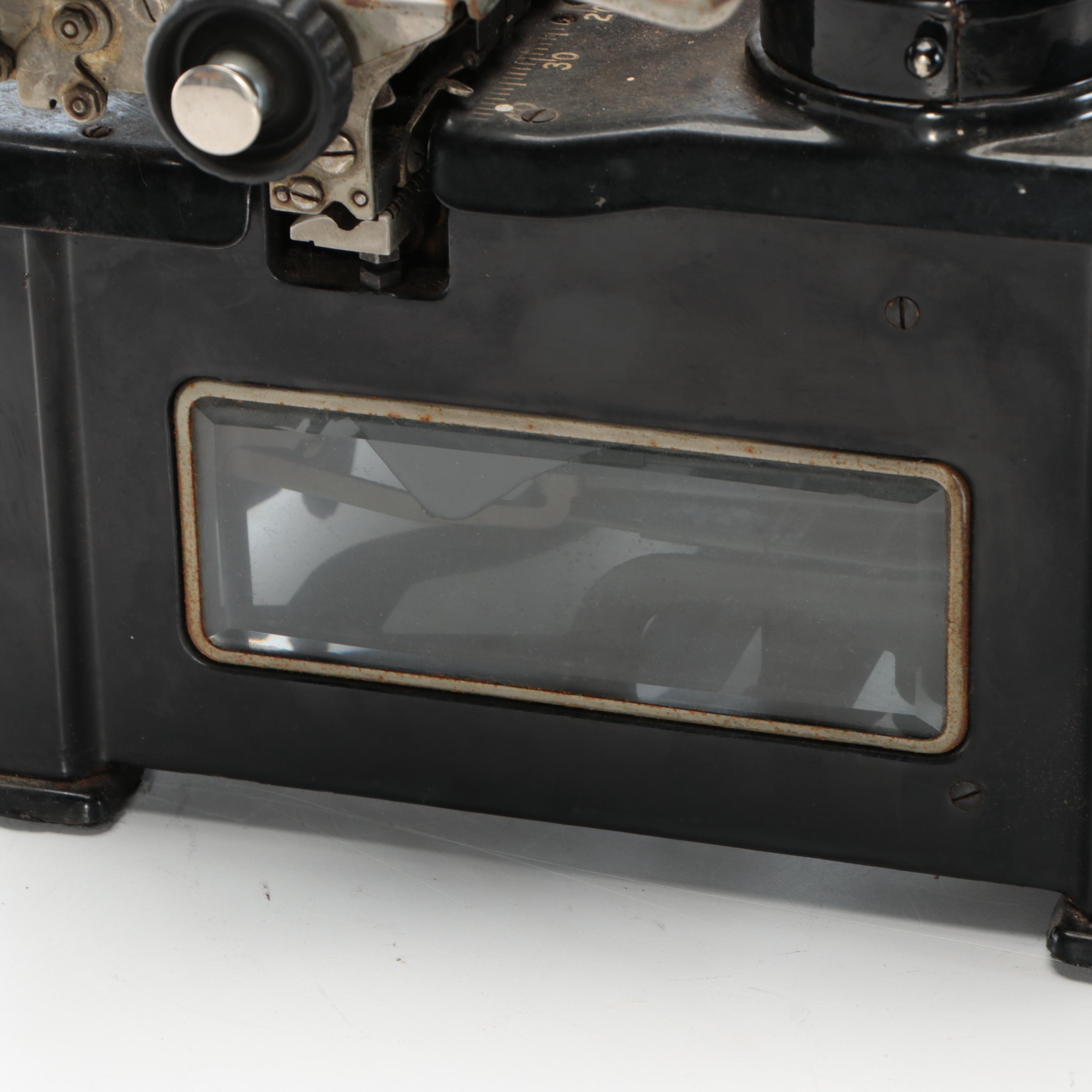 Royal Classic Metal Manual Typewriter