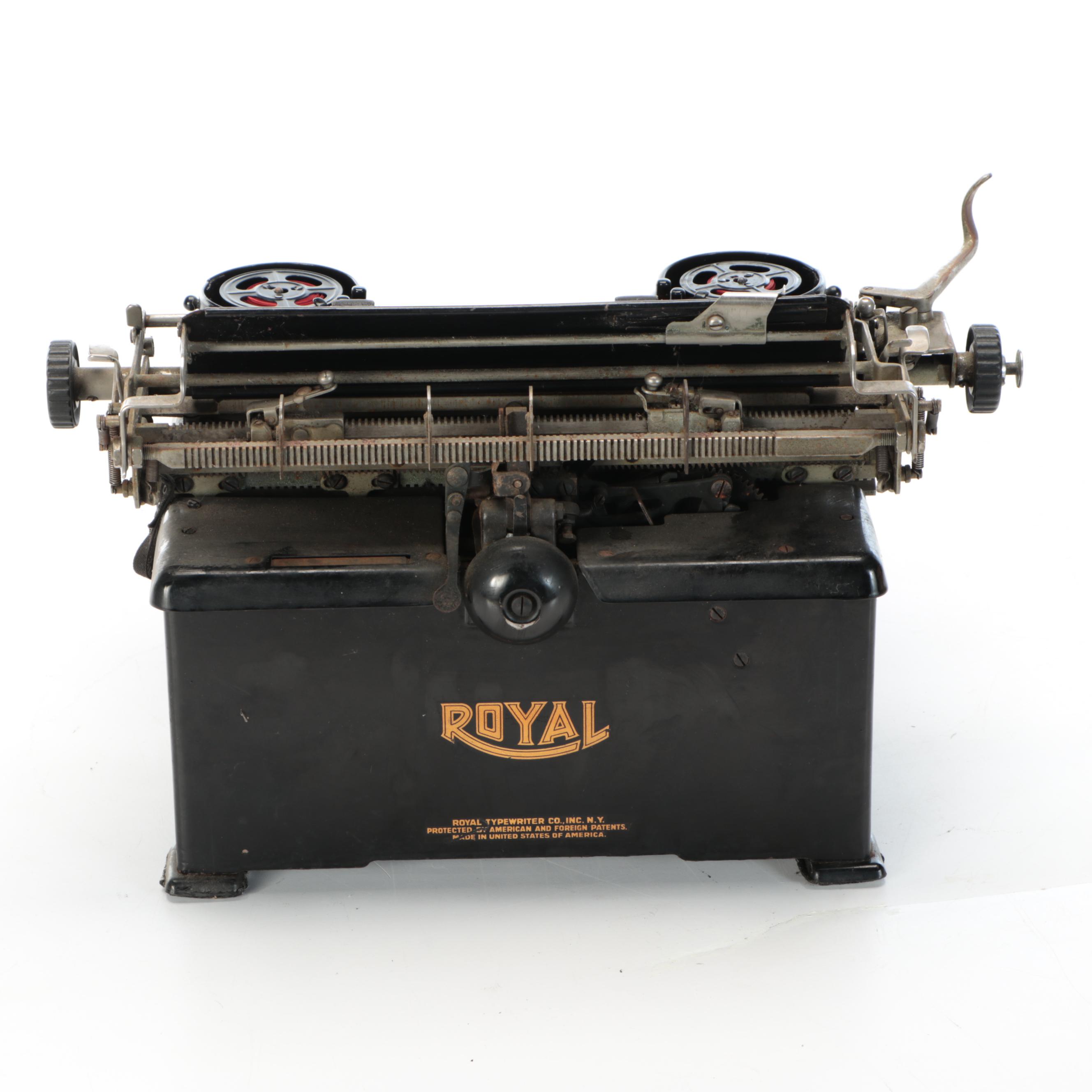Royal Classic Metal Manual Typewriter