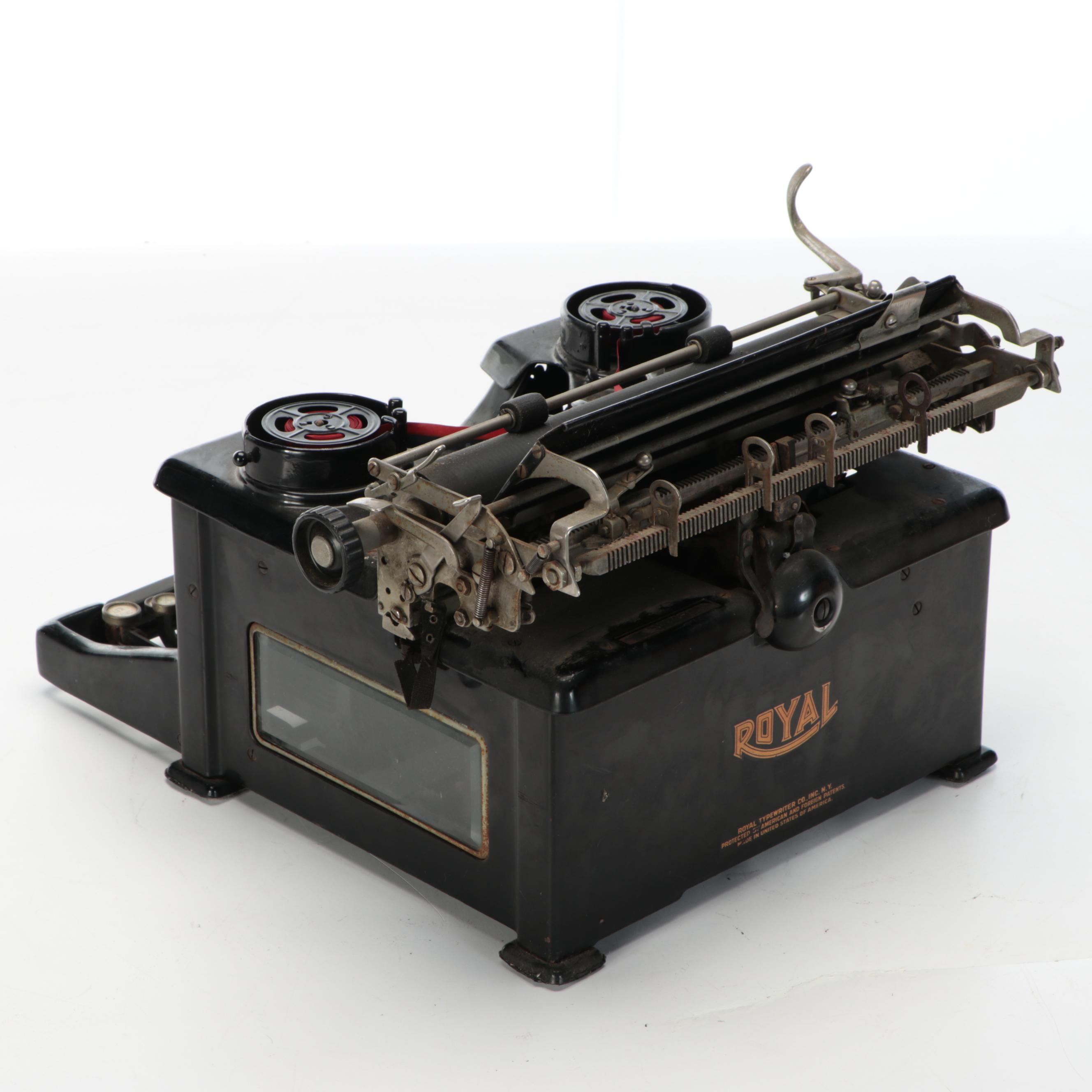 Royal Classic Metal Manual Typewriter
