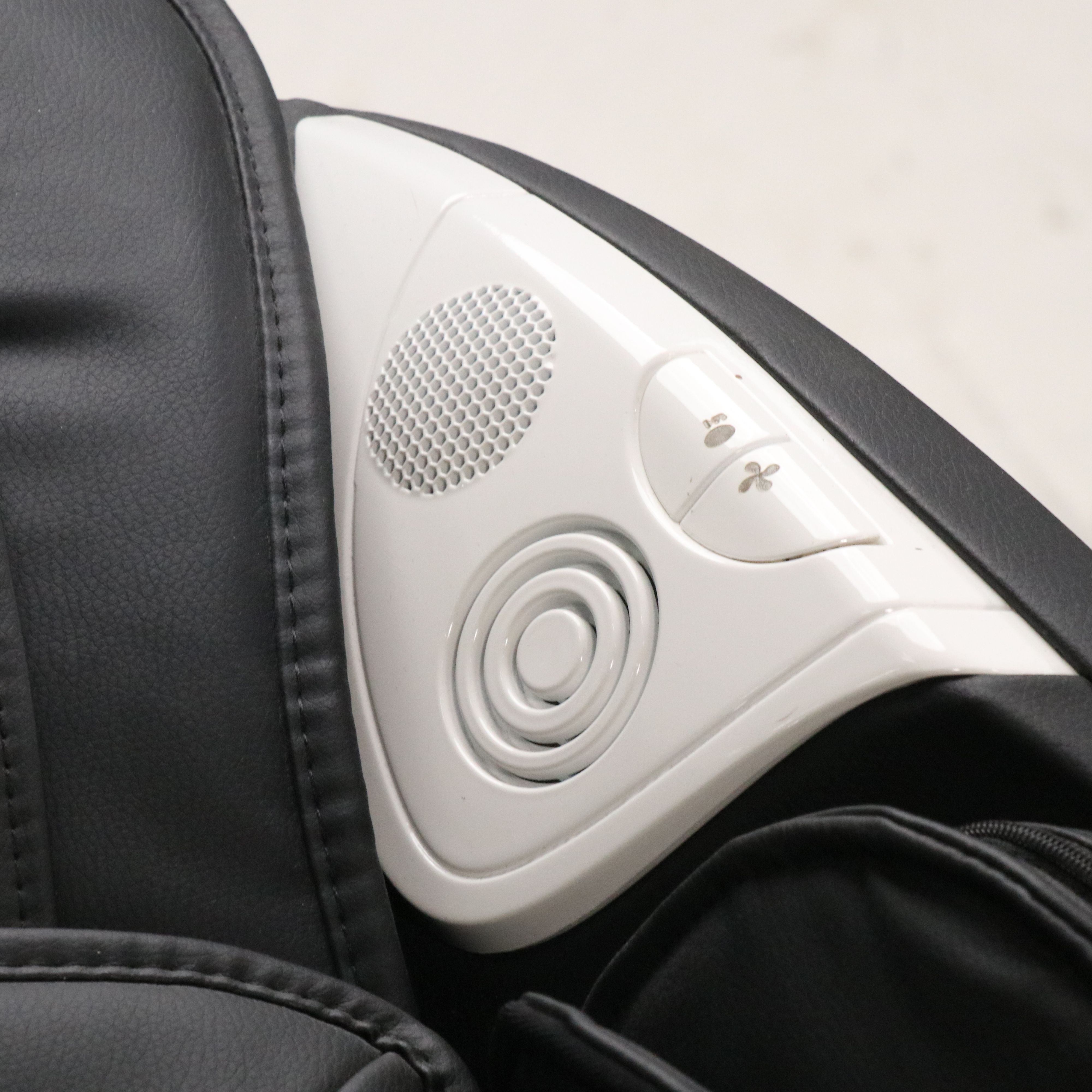 Medical Breakthrough 9 Massage Chair