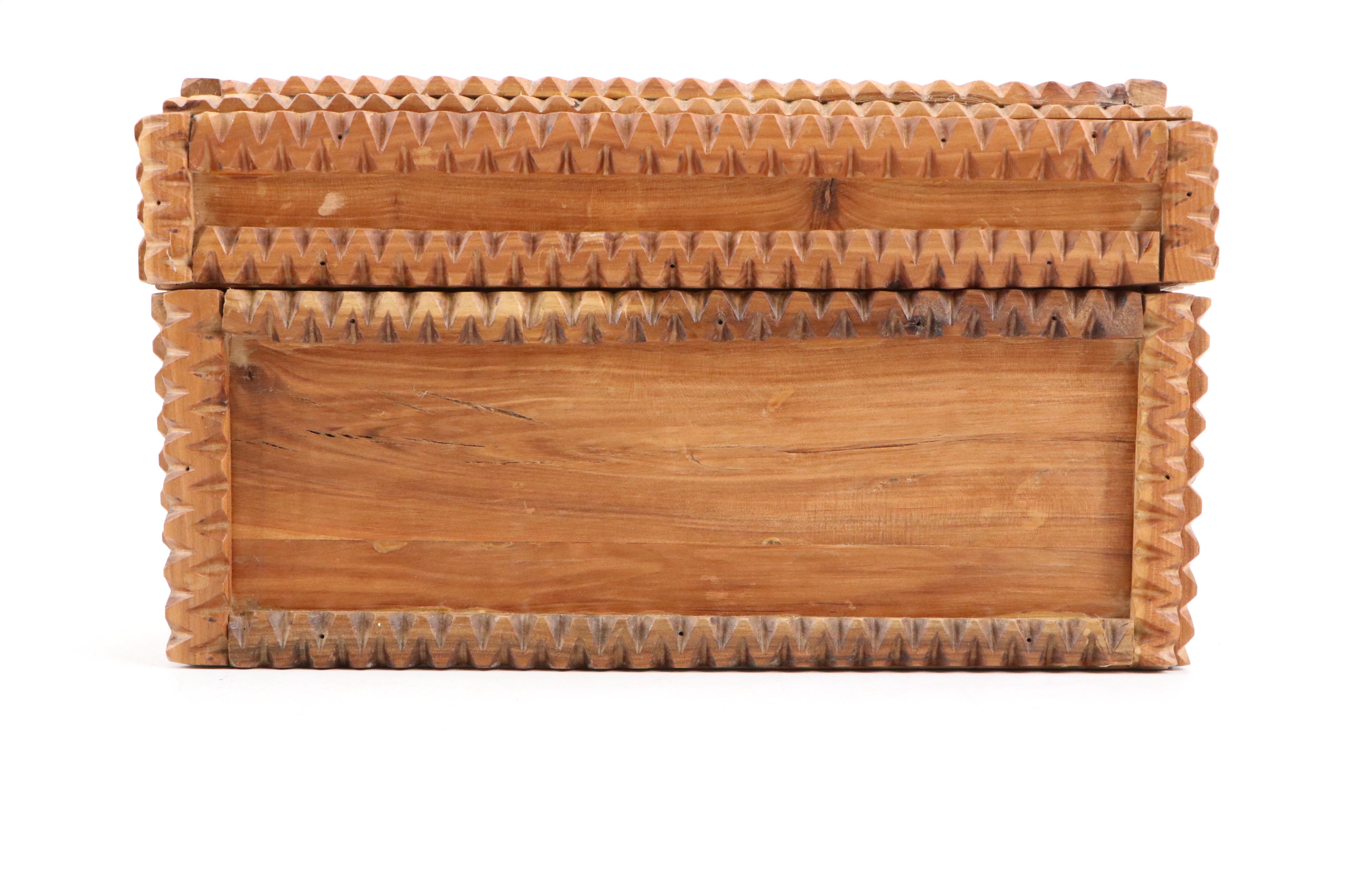 Robert Beaven Primitive Style Handcrafted Wood Lidded Box