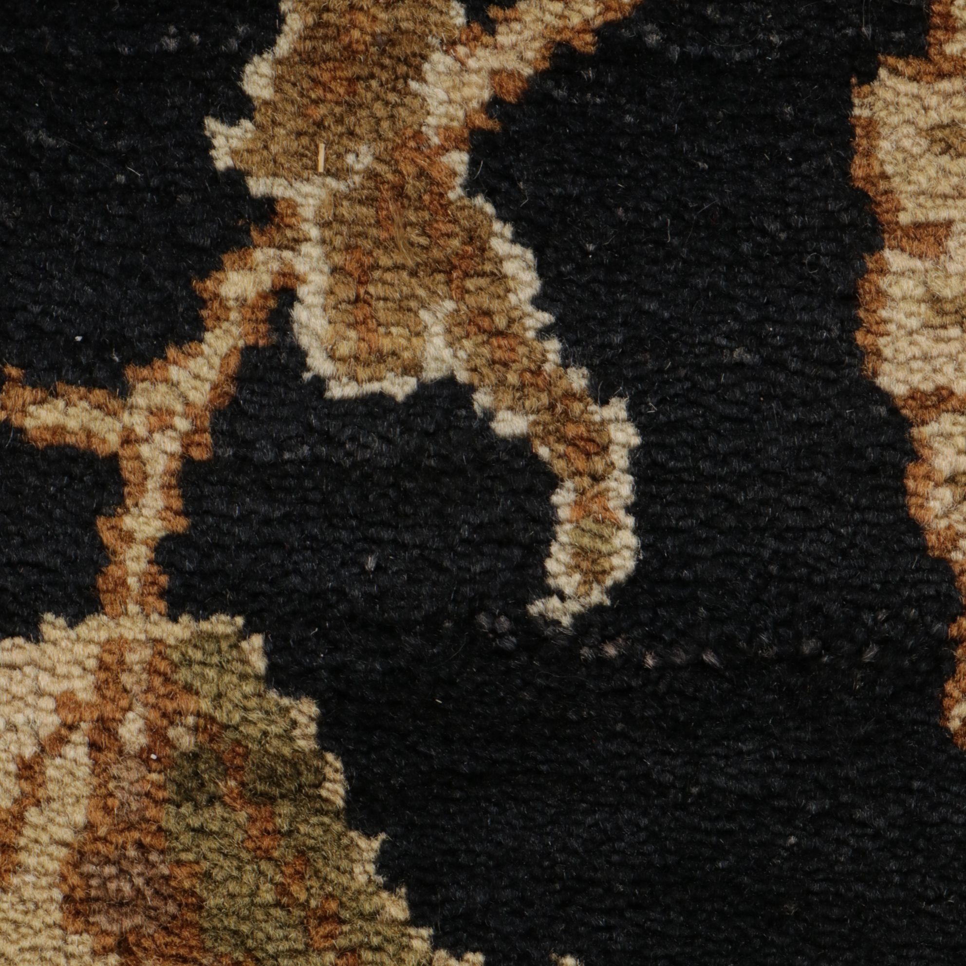 10'1 x 14'1 Hand-Knotted Indian Agra Room Sized Rug