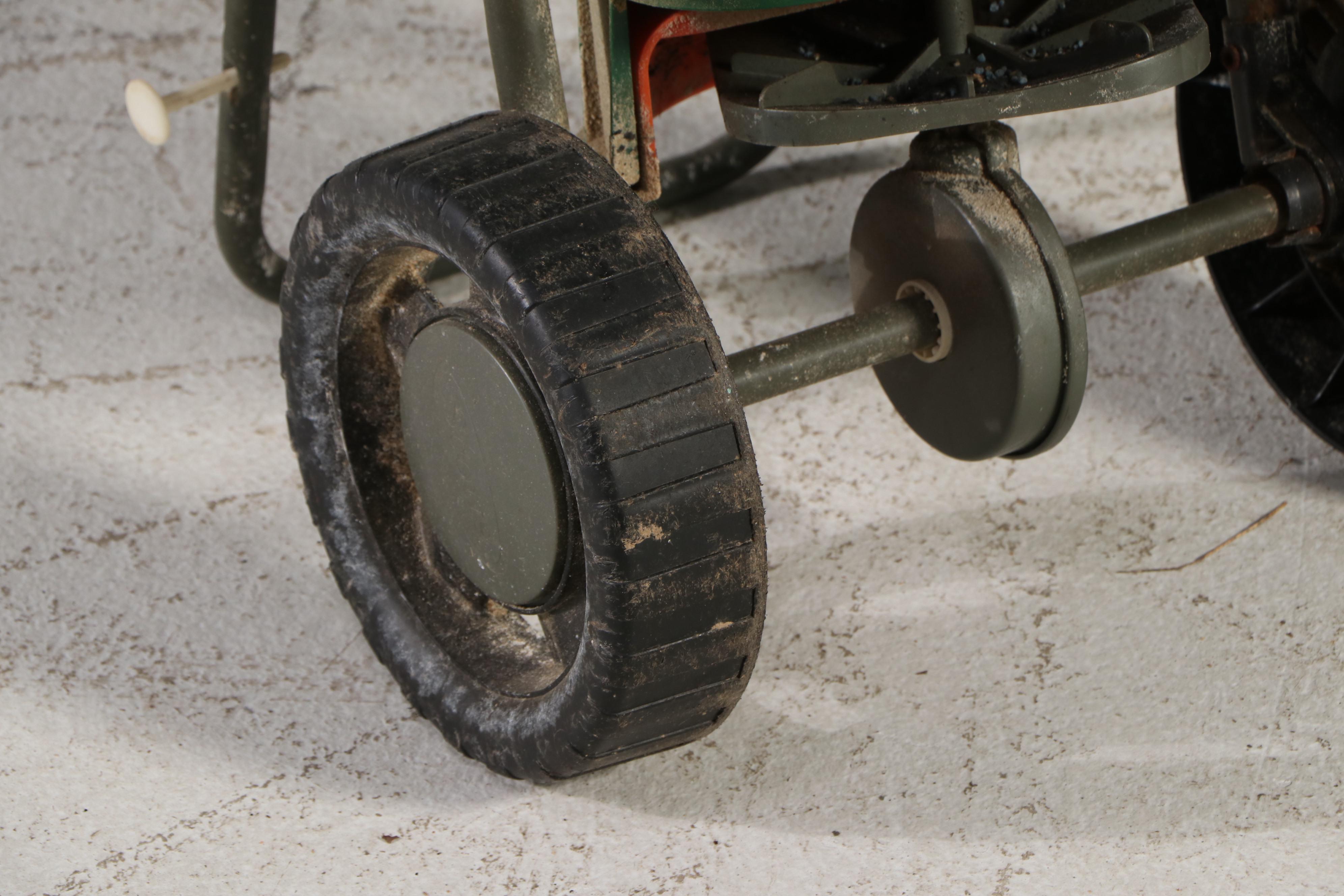 Scotts Broadcast Seeder, Wagon, Hoses and More Outdoor Tools