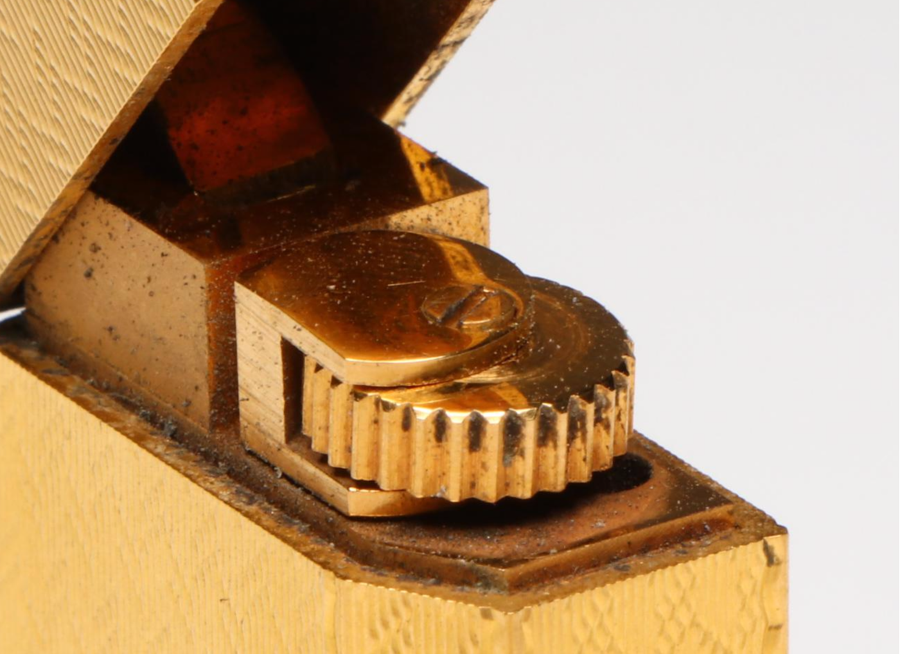 Cartier Paris Guilloché Etched Gold Plate Lighter