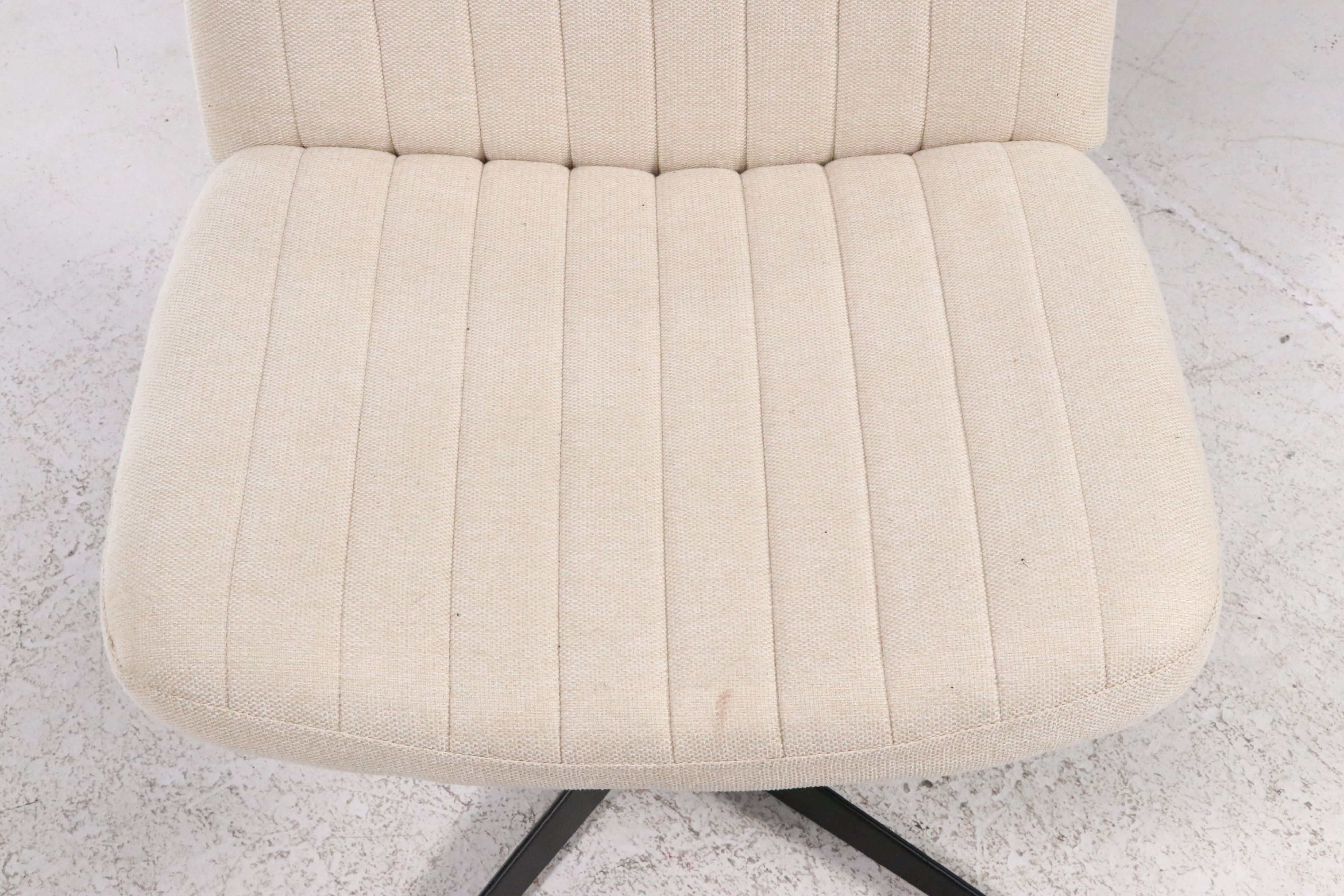 Henglin Modern Upholstered Swivel Office Chair, 2023