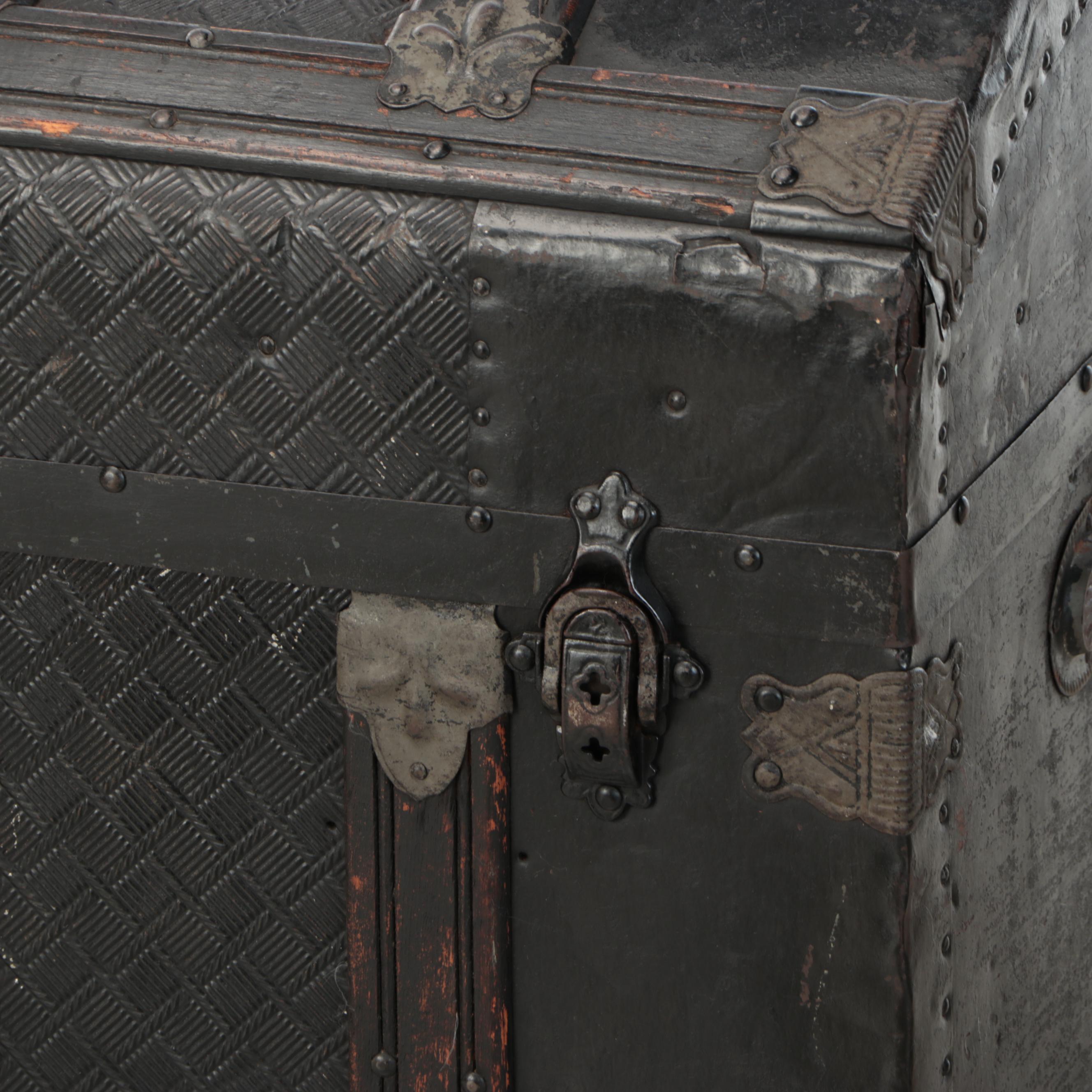 Steamer Trunk with Decorative Paper Interior, Late 19th/Early 20th Century