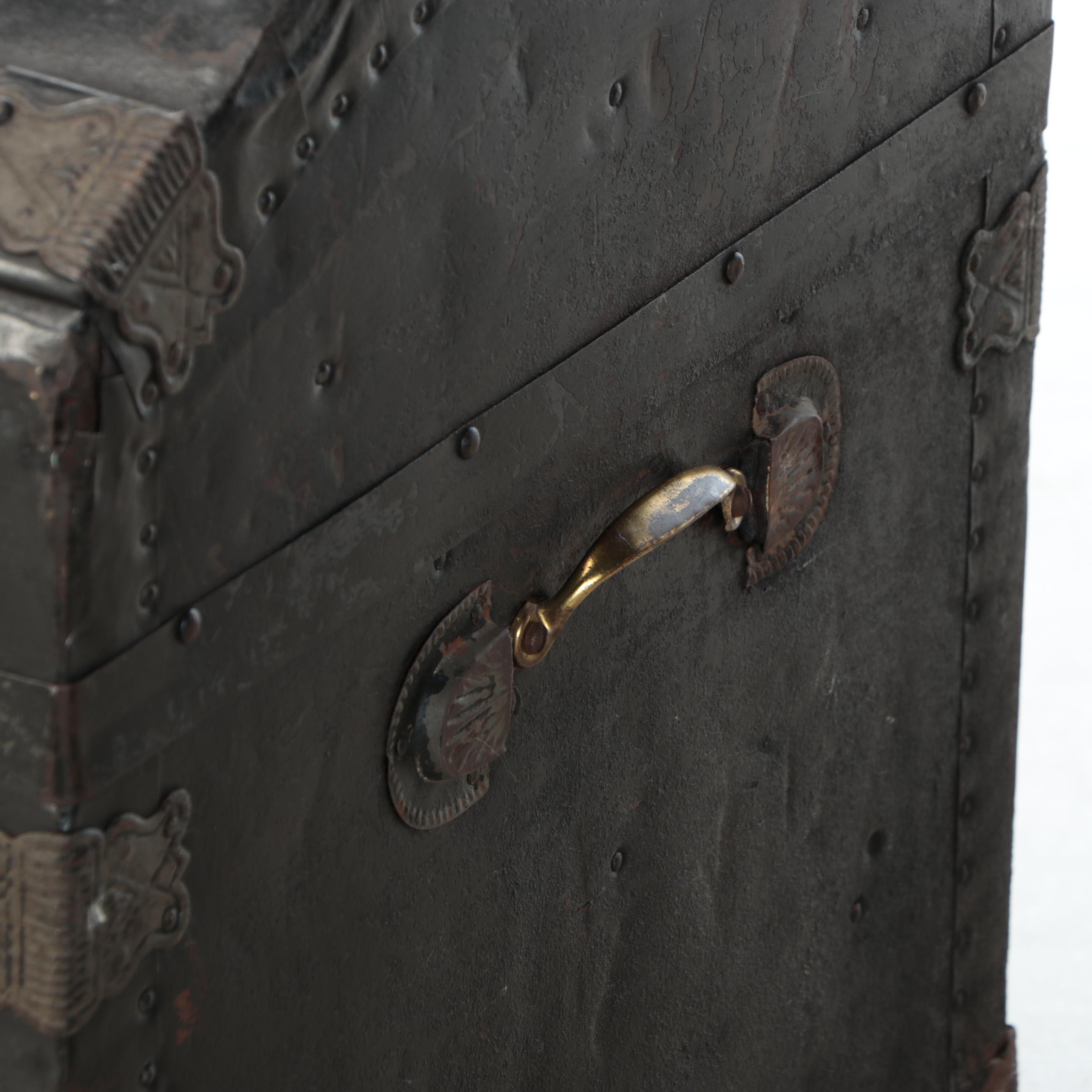 Steamer Trunk with Decorative Paper Interior, Late 19th/Early 20th Century