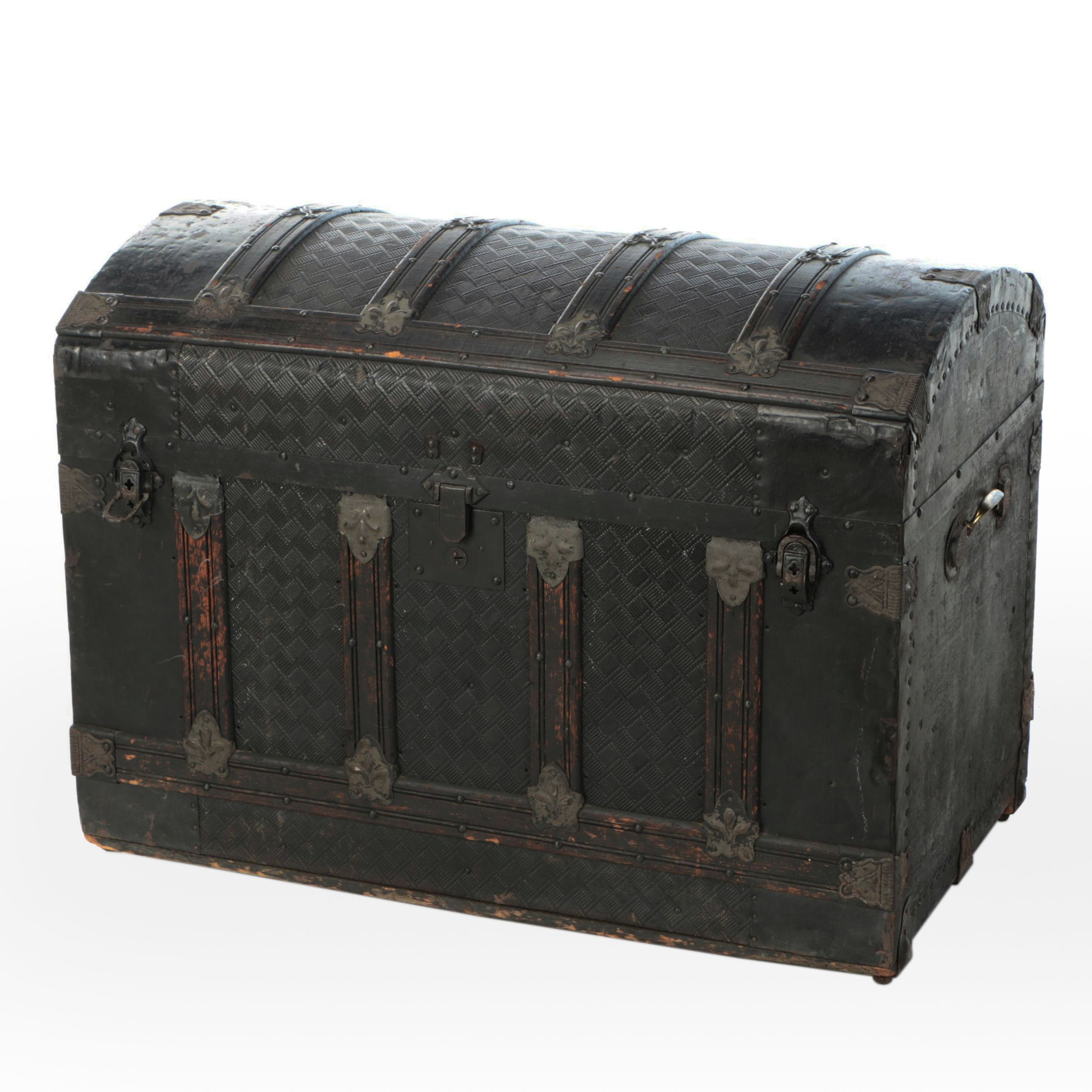 Steamer Trunk with Decorative Paper Interior, Late 19th/Early 20th Century