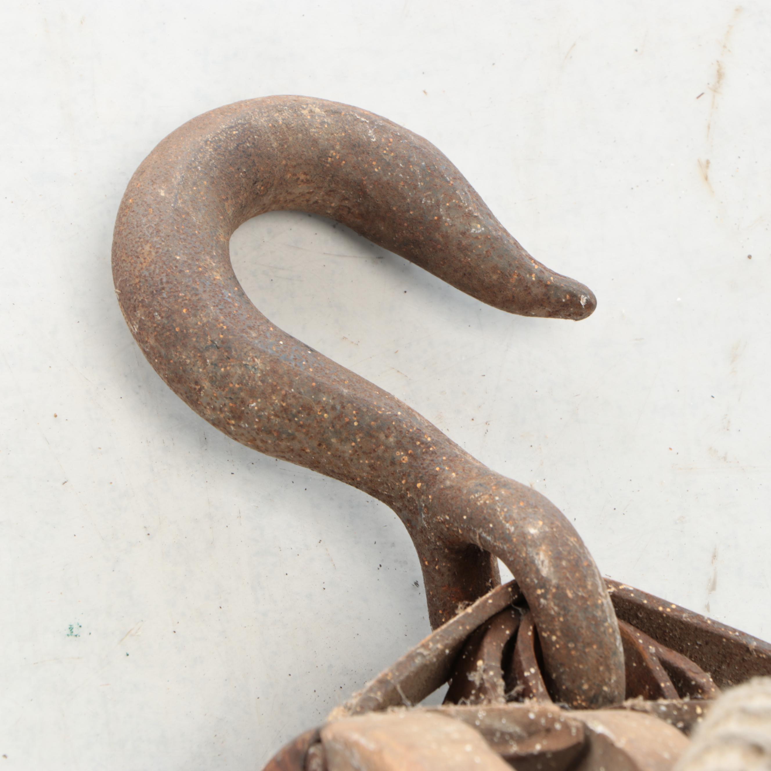 Industrial Wooden Pulley Blocks with Rope