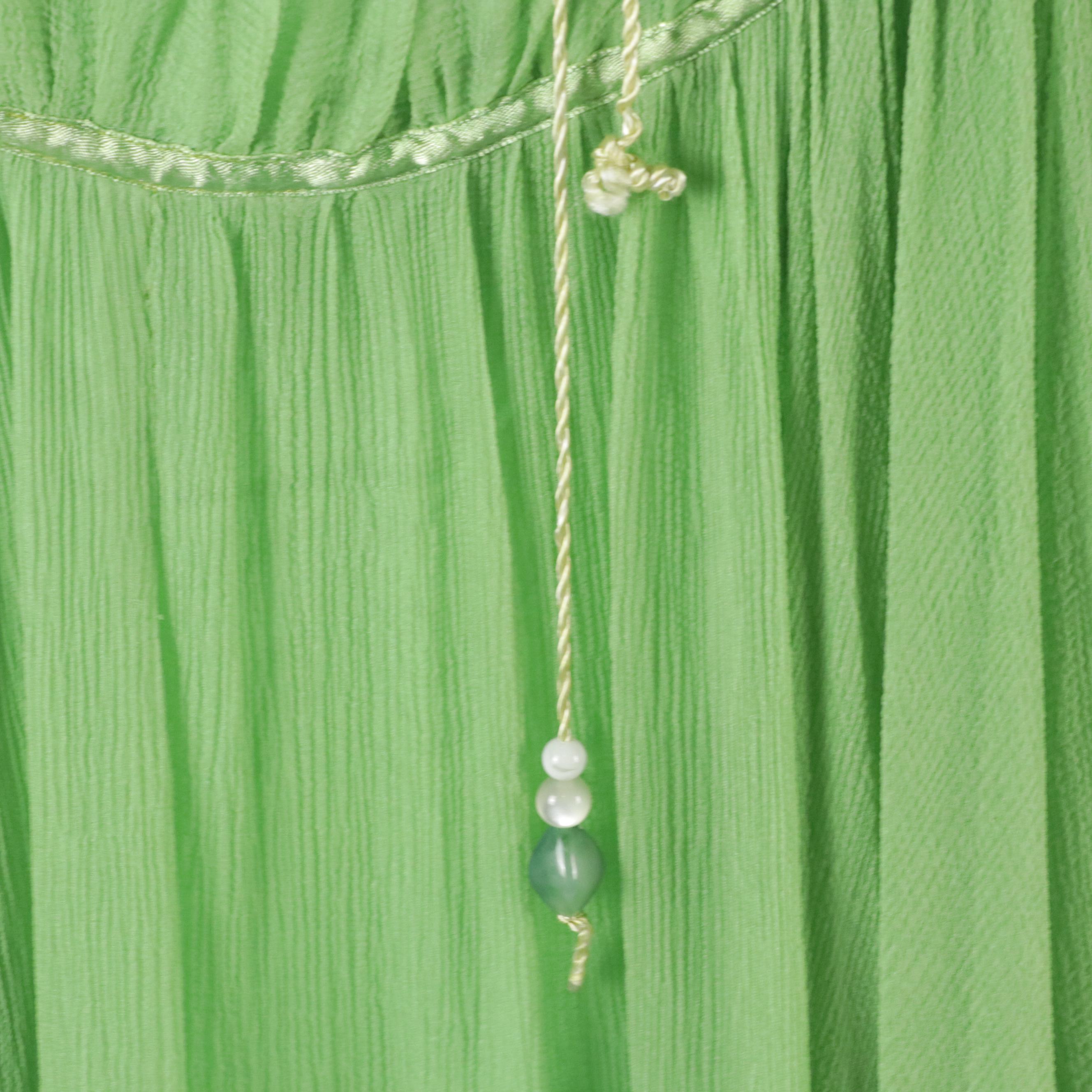 Asymmetrically Hemmed Sleeveless Halter Midi Cocktail Dress in Green Chiffon