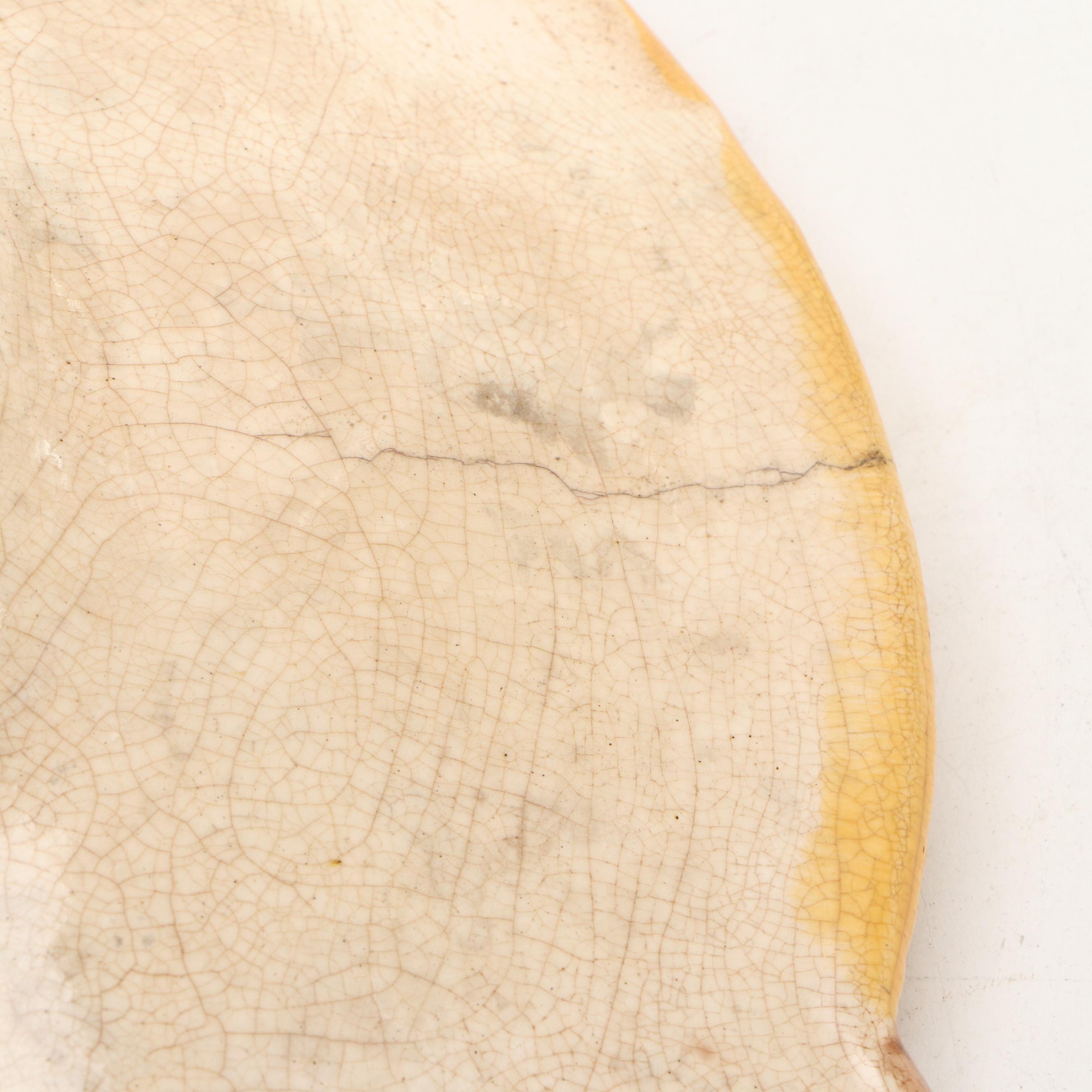 English Majolica Banana Leaf and Dog Platters, Late 19th Century