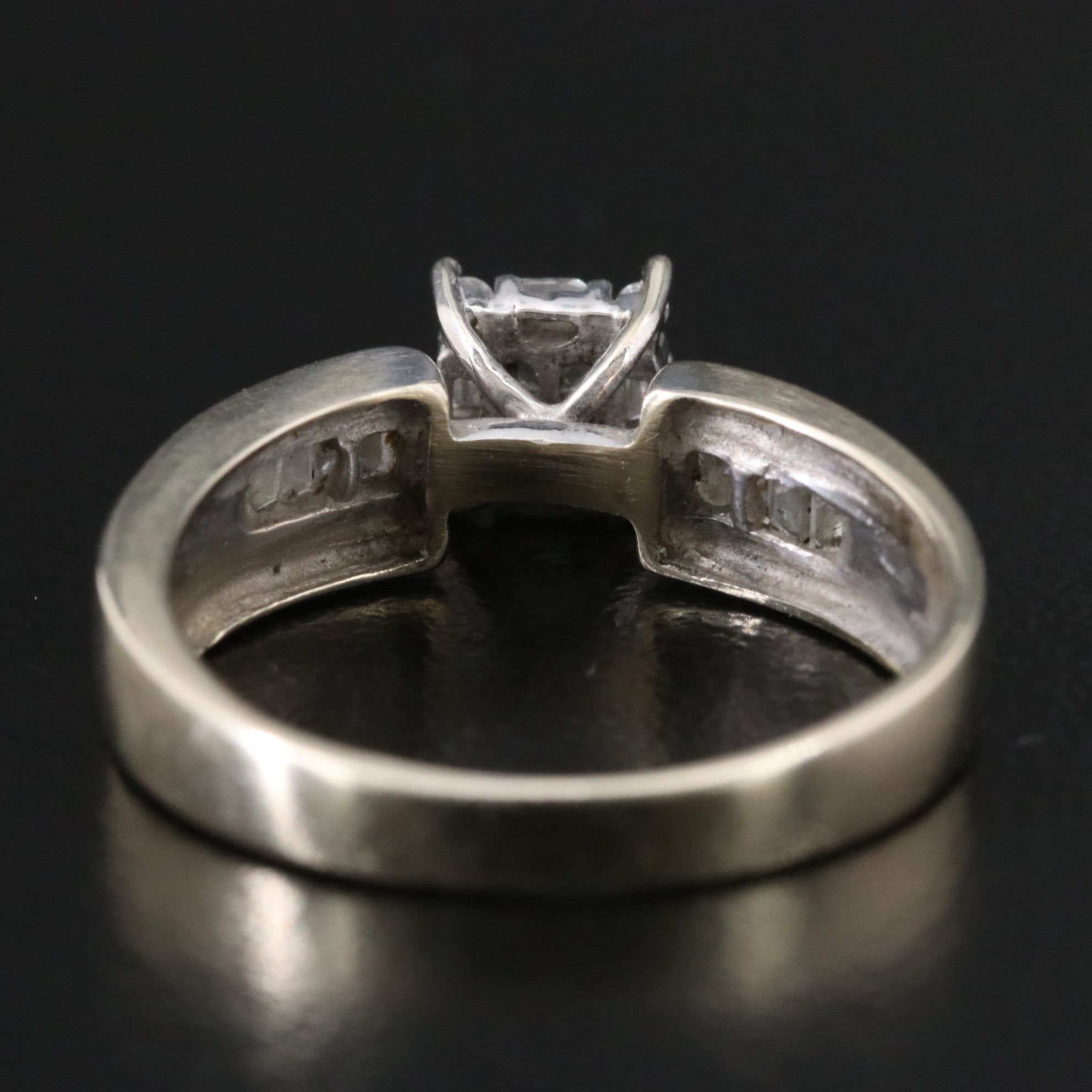 14K 0.24 CTW Diamond Ring