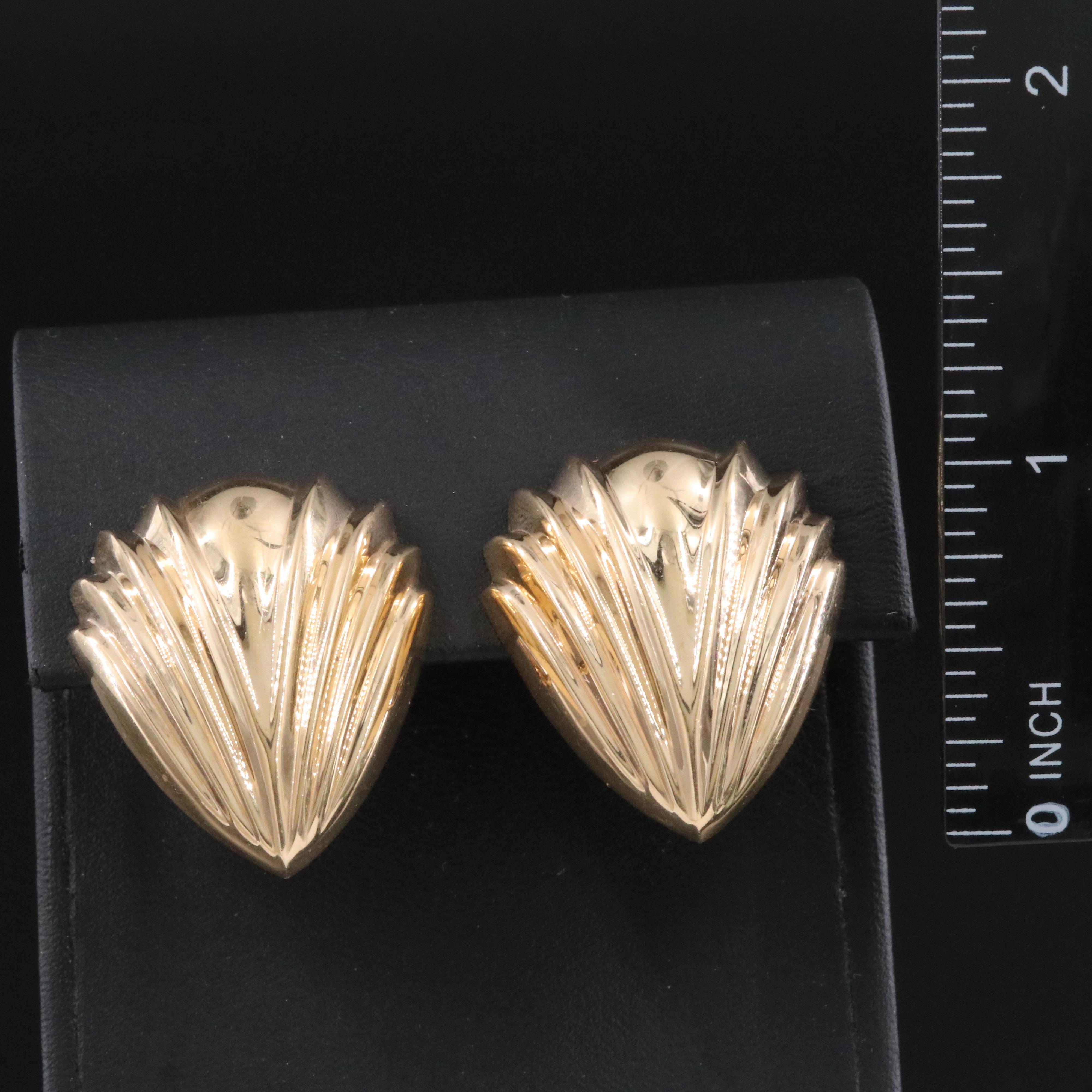 14K Fluted Earrings