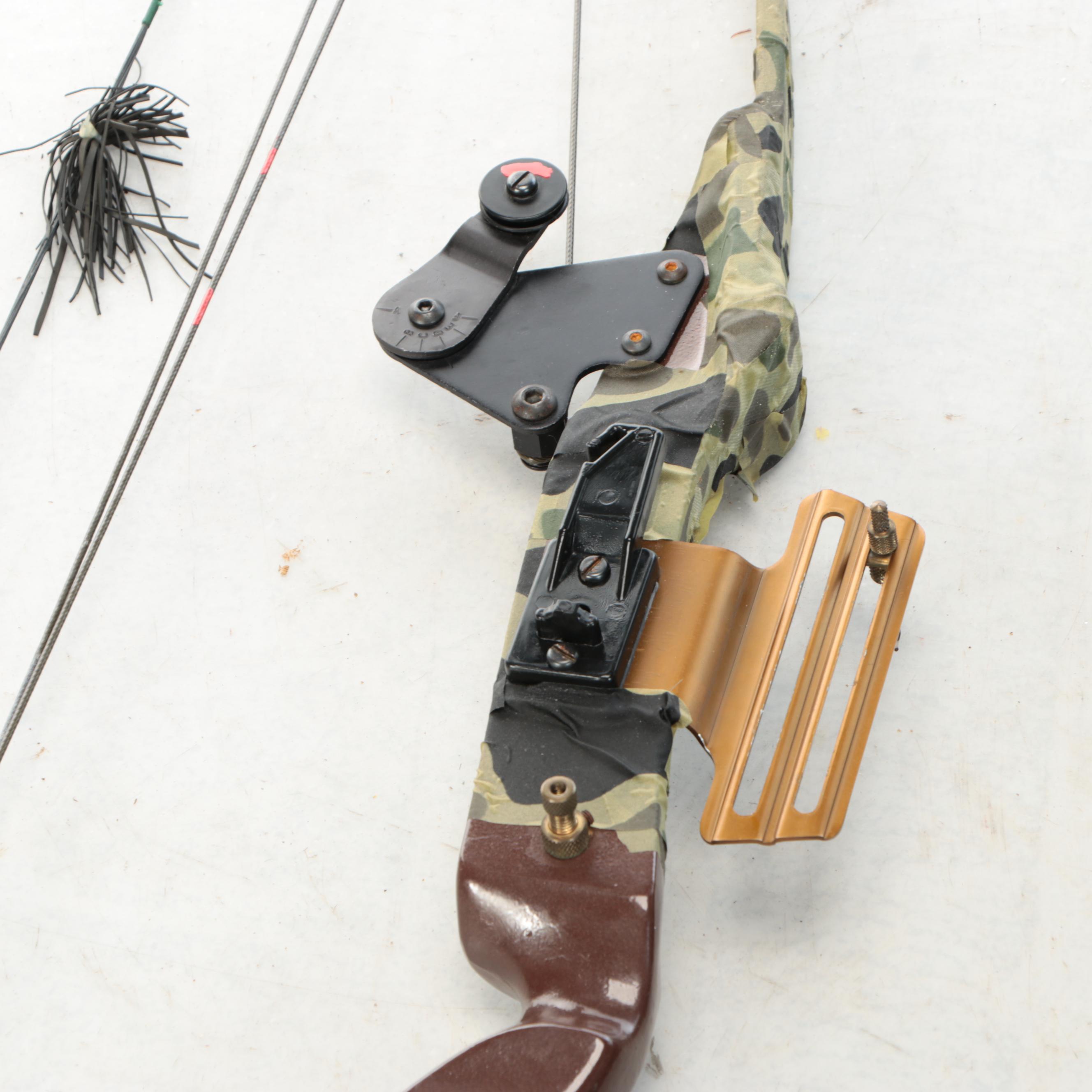 Bear Whitetail Hunter Metal Compound Bow in Charles Daly Camo Case