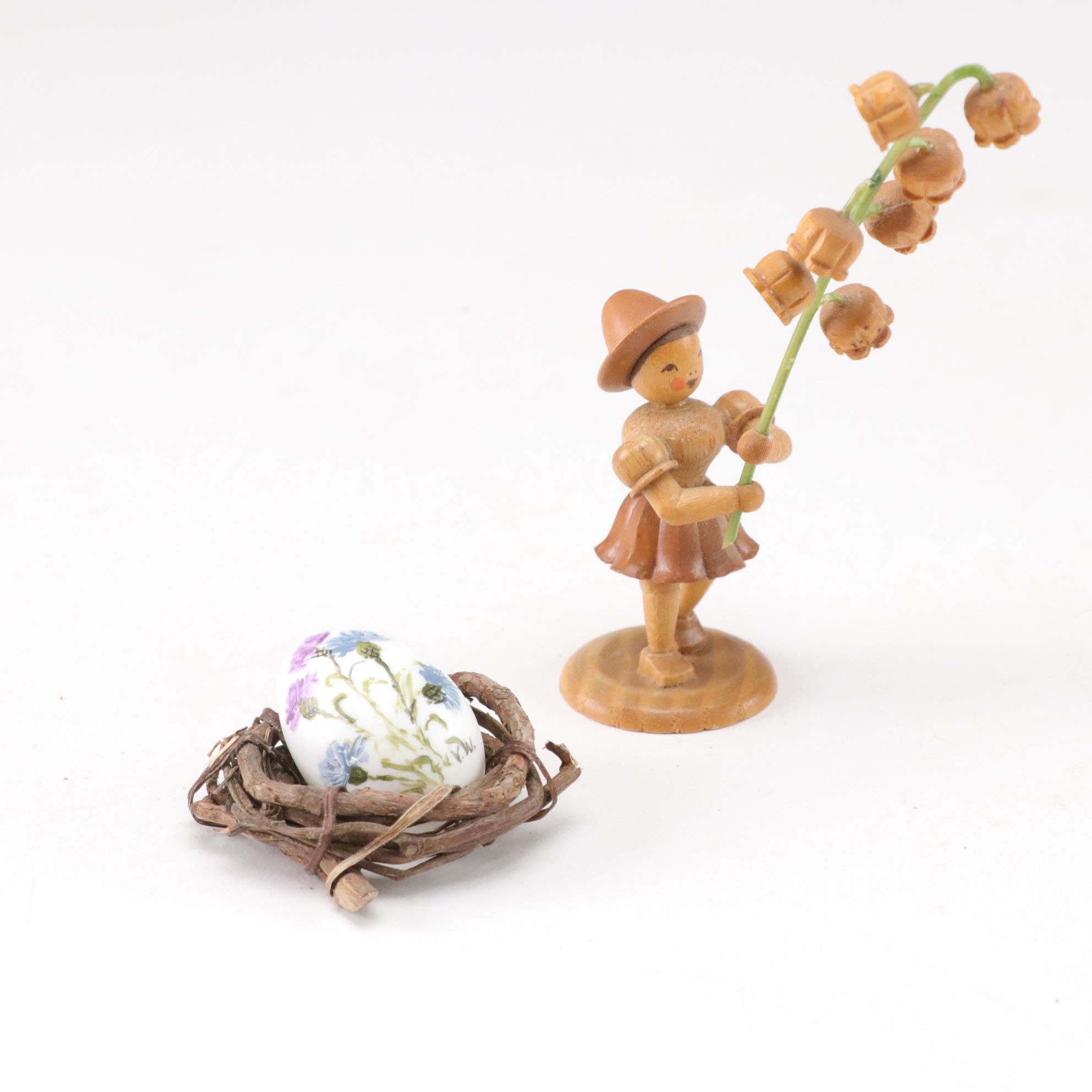 Hand-Painted Egg, Chicken & Other Figurines