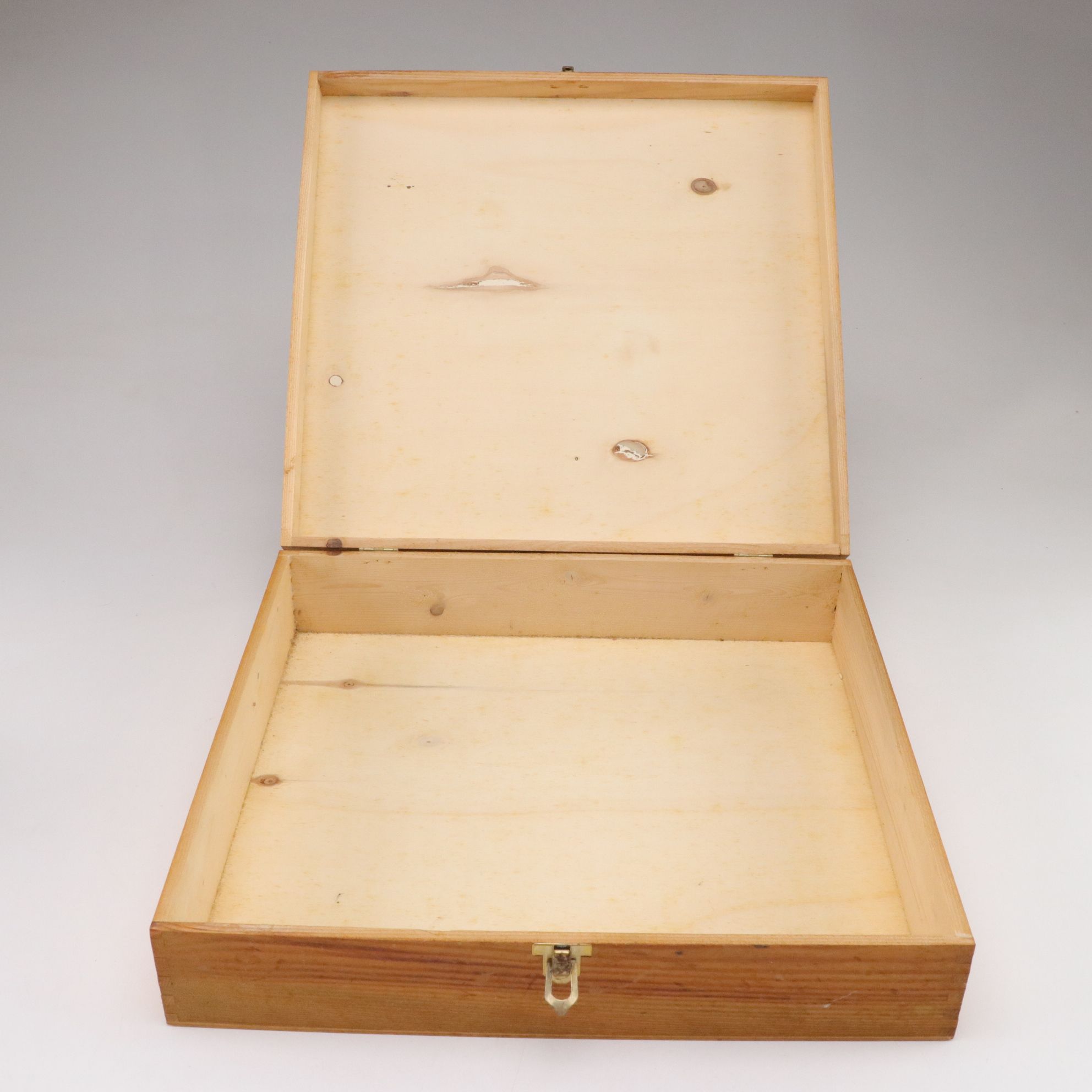 Wooden Box with Printed Estate Image , French Tin Litho Trays, and  Other Decor