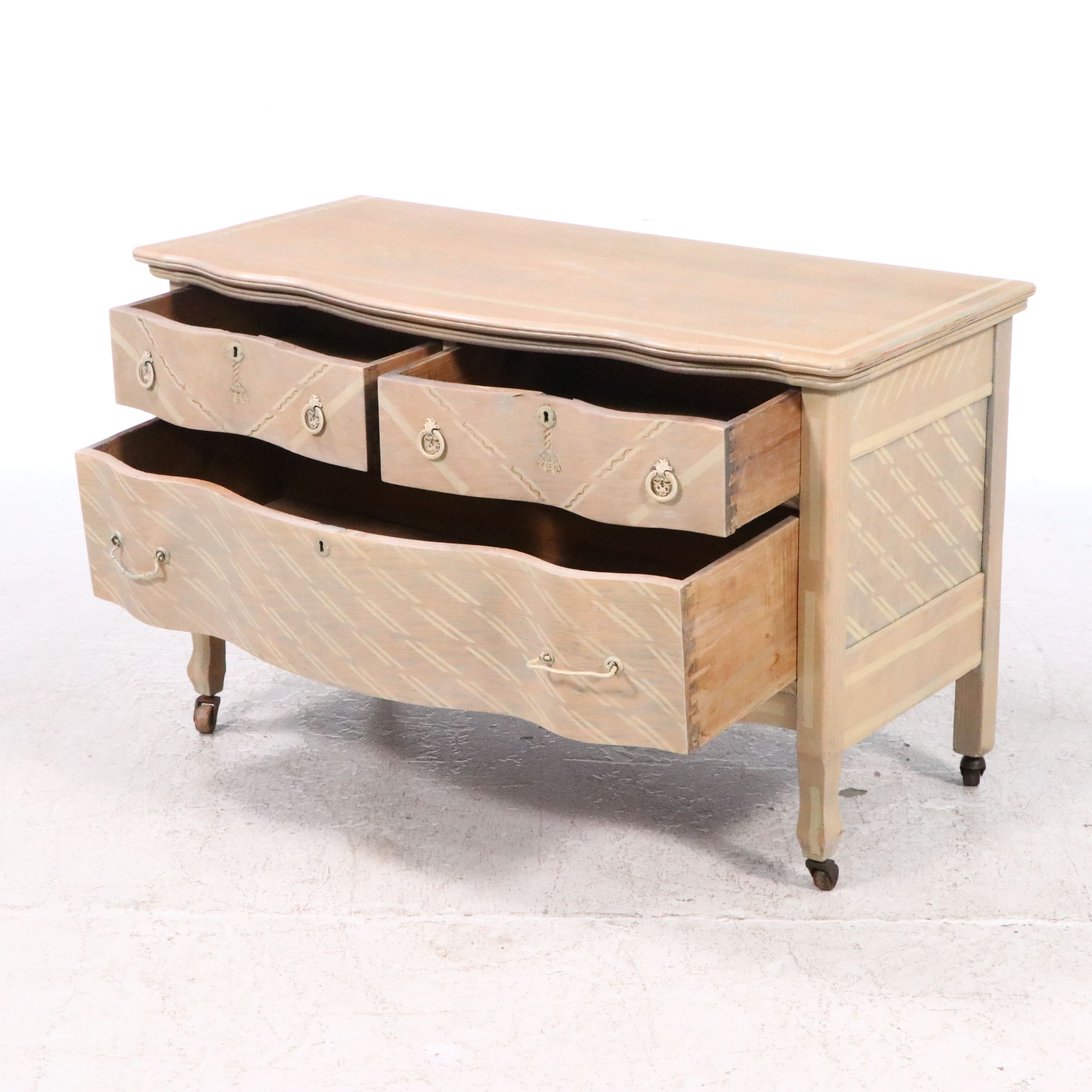 Tipp Furniture Co. French Style Painted Chest of Drawers, 20th-21st Century