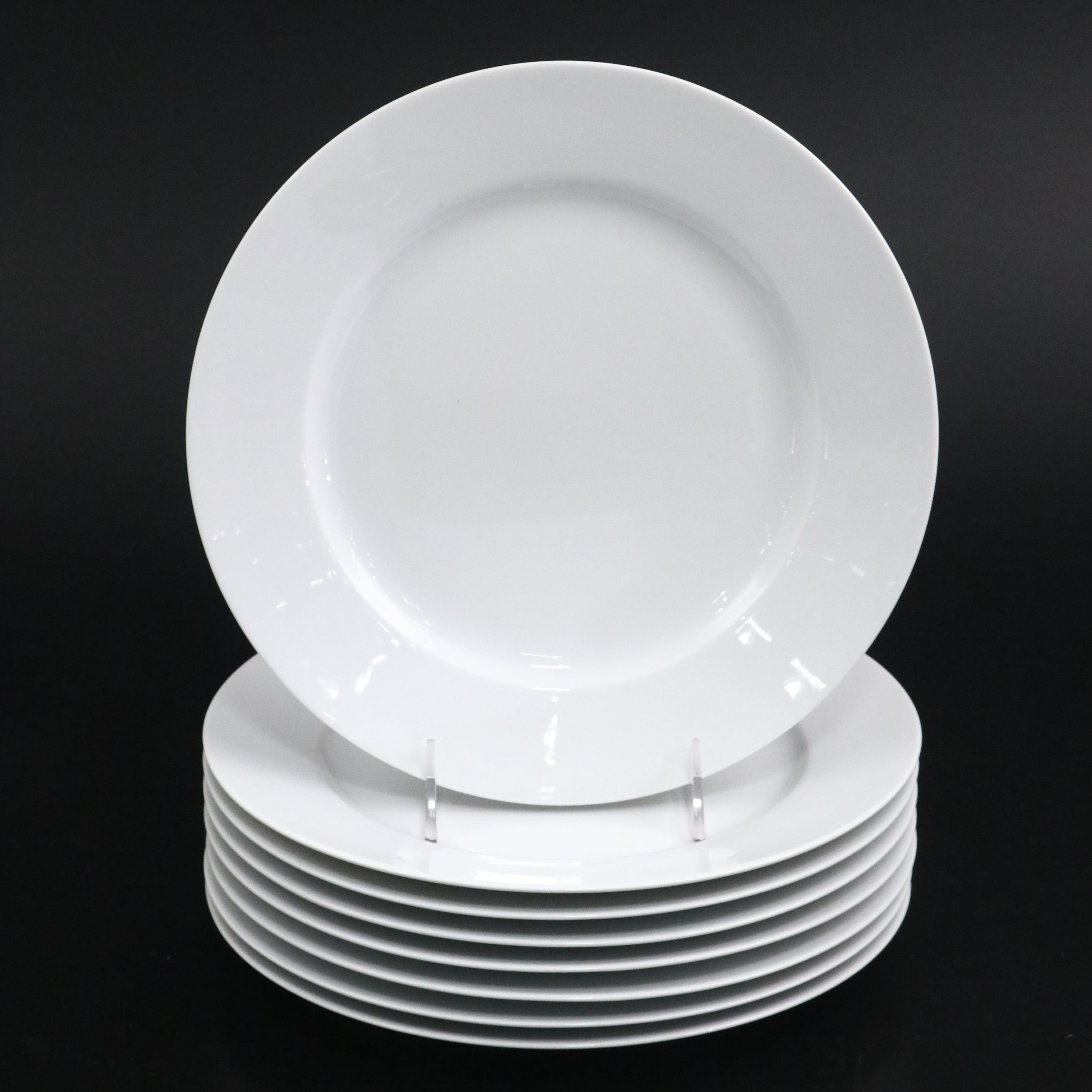 Bernardaud "Phoebe" Porcelain Dinnerware, Late 20th / Early 21st Century