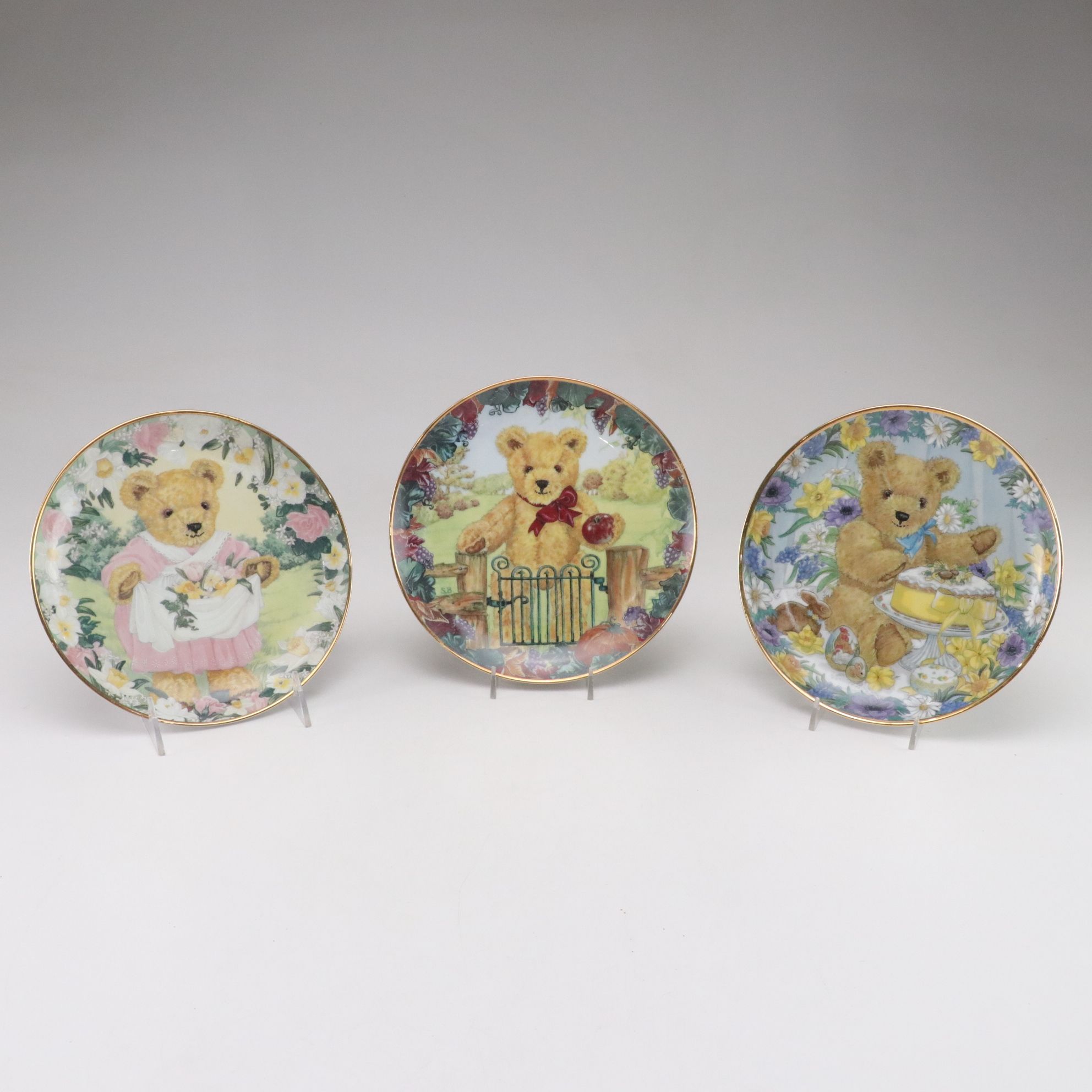 Franklin Mint "Teddy's First Christmas" and More Plates with Wooden Ornaments