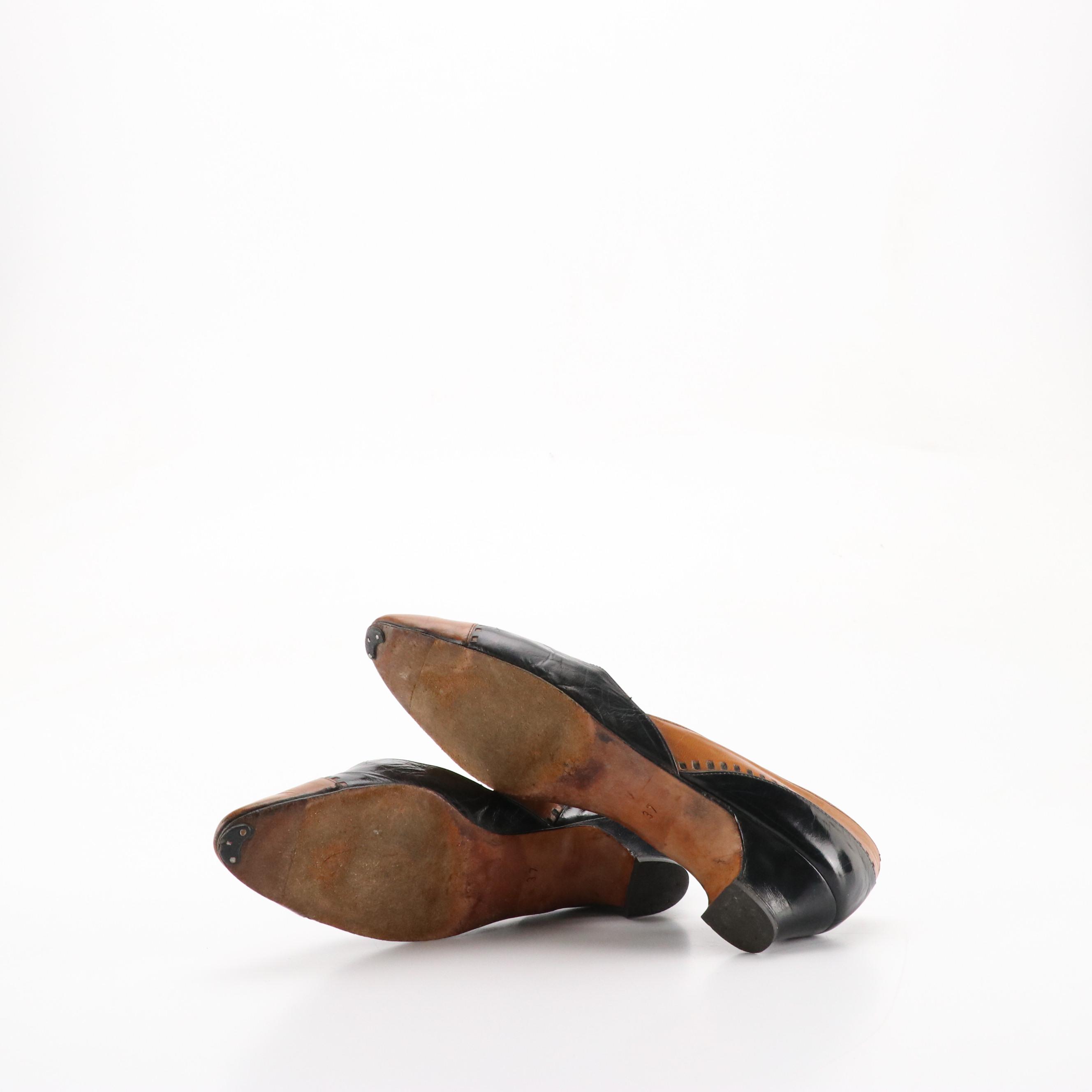 Mischelle Jourdan Two-Toned Leather and De Robert Croc Embossed Low-heeled Shoes