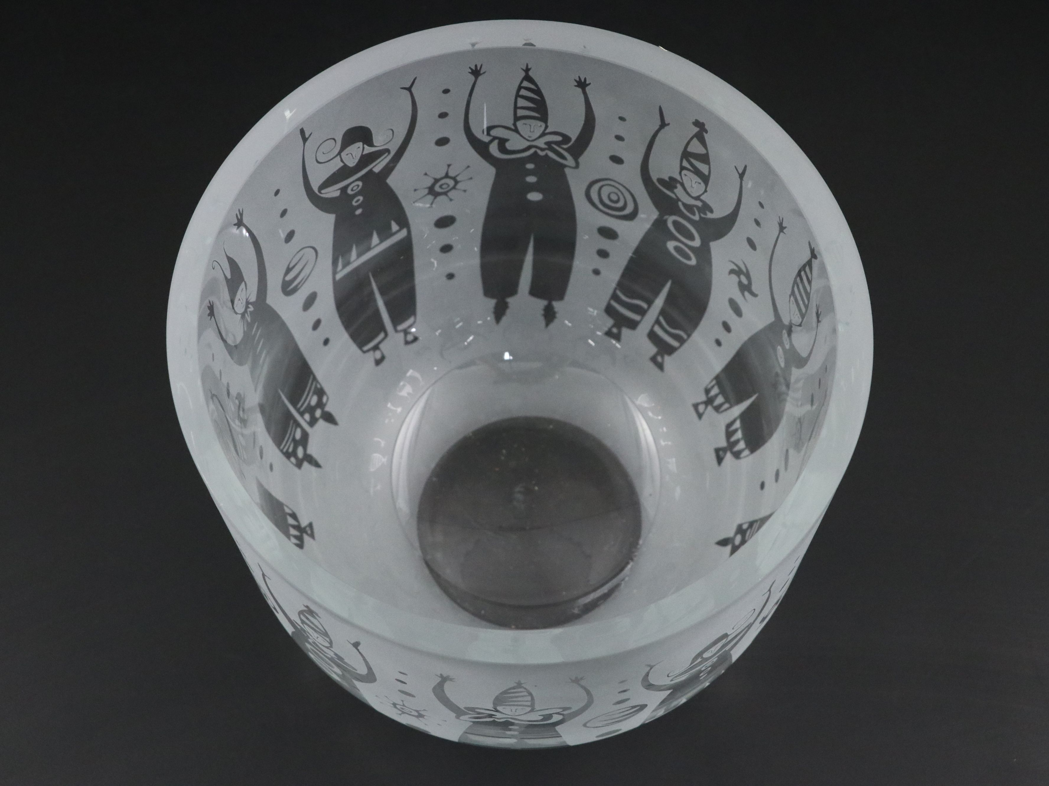 Leandra Drumm Etched Art Glass Jester Bowl, 2007