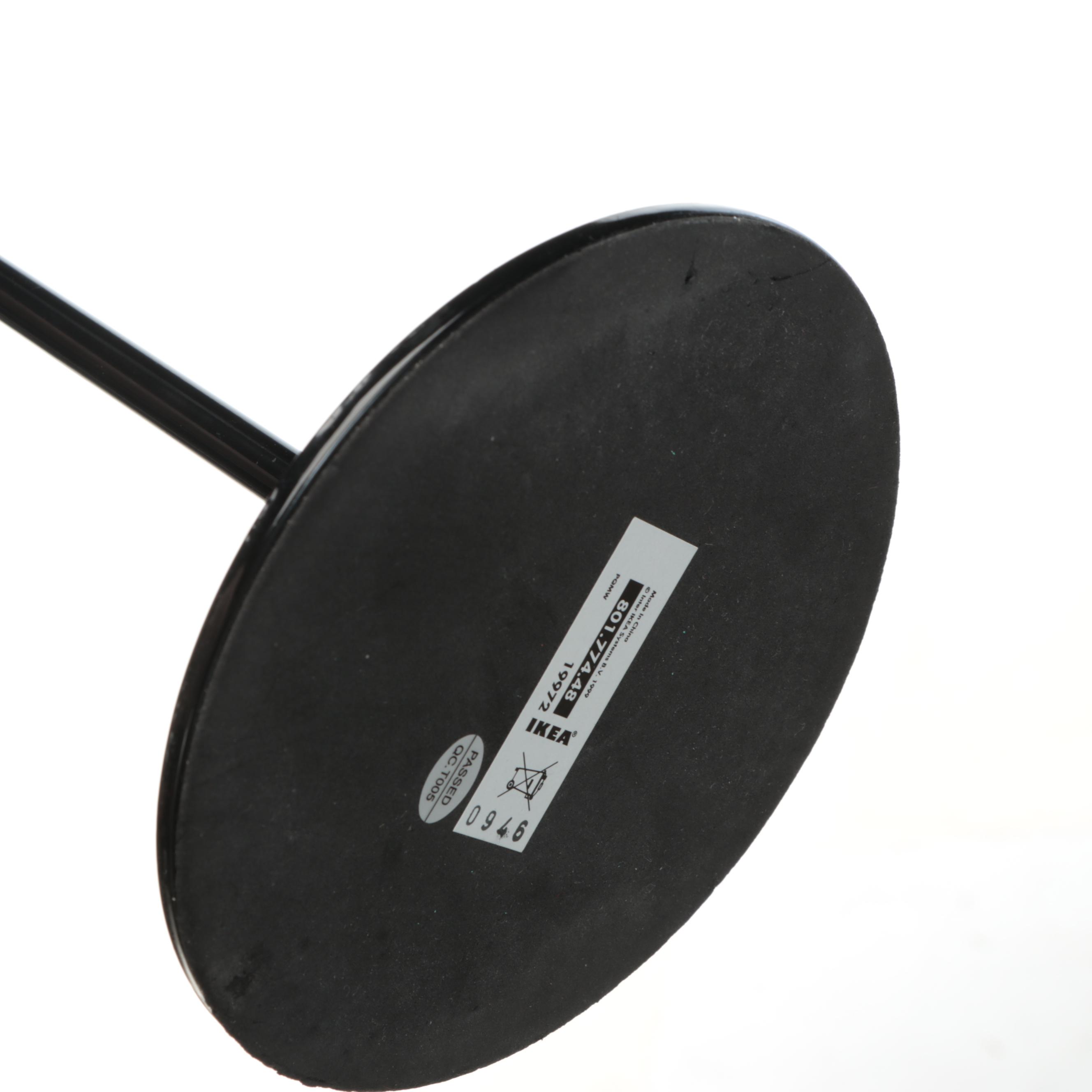 White Ceramic Garden Stool with Solar Powered Accent Lamps