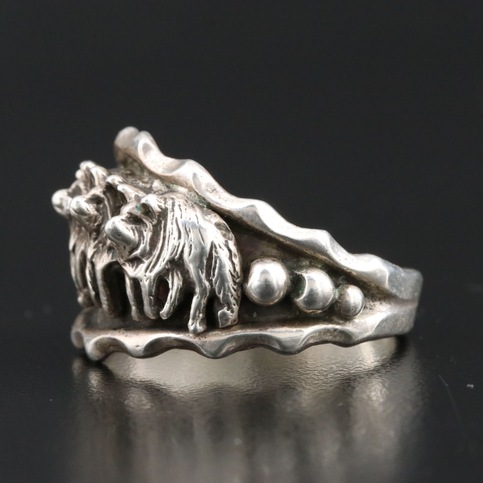 Running Bear Shop Sterling Wolf Ring