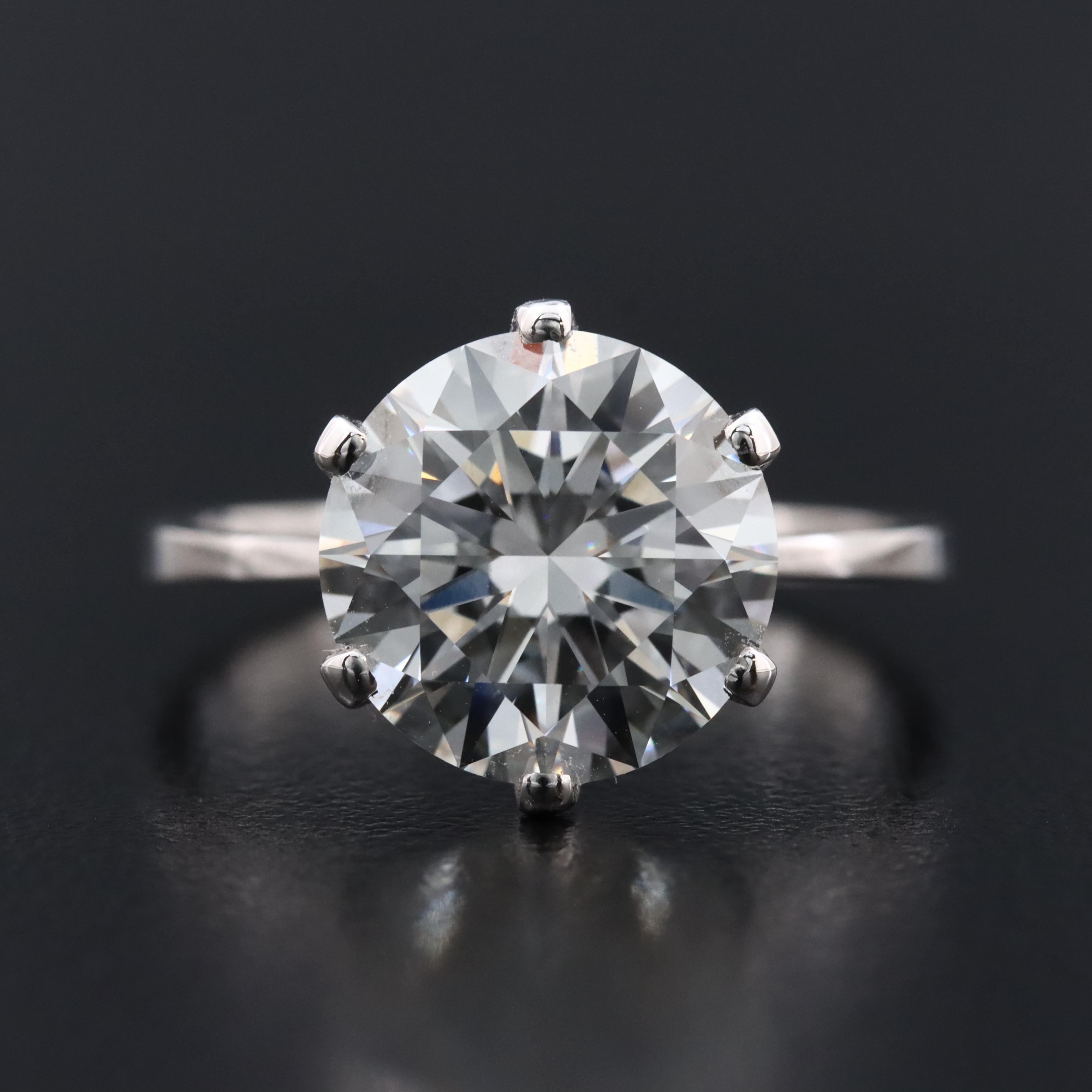 18K 5.03 CT Lab Grown Diamond Solitaire Ring with IGI Report