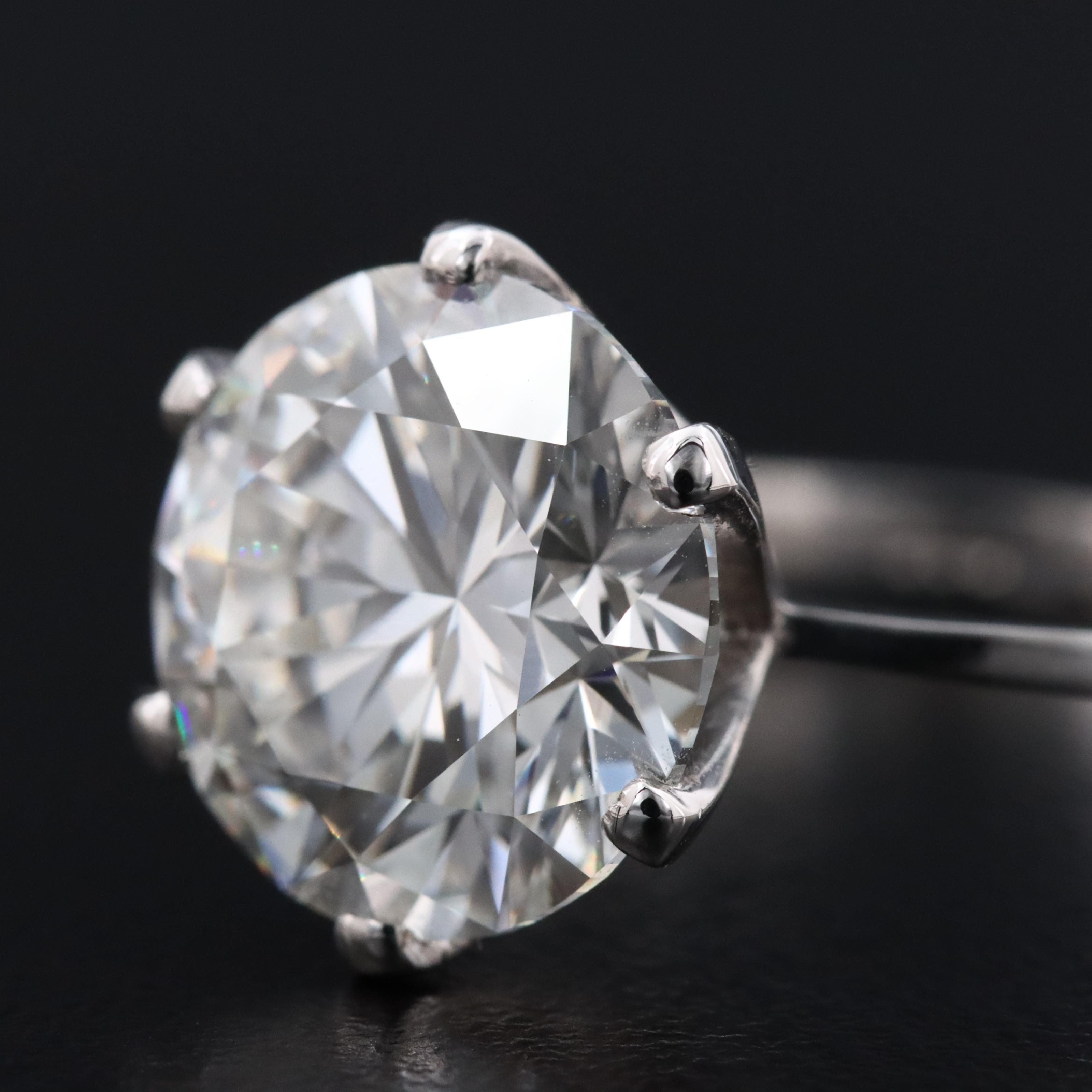 18K 5.03 CT Lab Grown Diamond Solitaire Ring with IGI Report